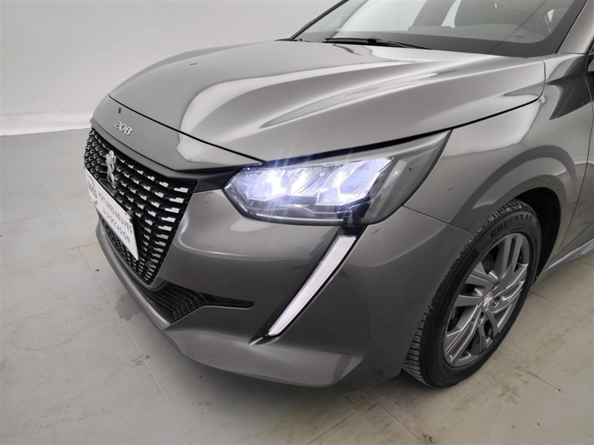 Peugeot 208 1.2i PureTech Active MIRRORLINK / PDC AR / FULL LED / JA 16" (2021) - Photo 16