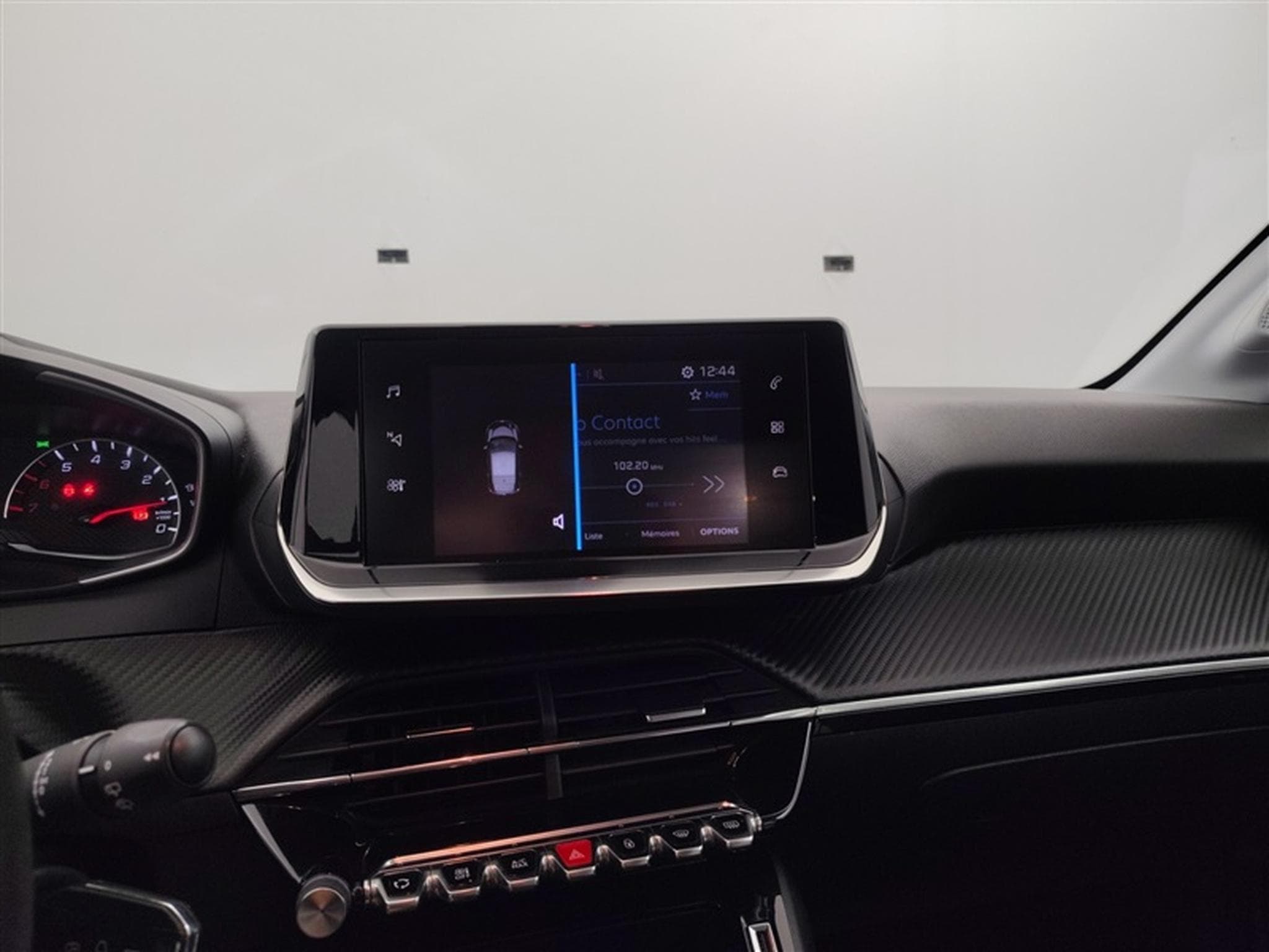 Peugeot 208 1.2i PureTech Active MIRRORLINK / PDC AR / FULL LED / JA 16" (2021) - Photo 18