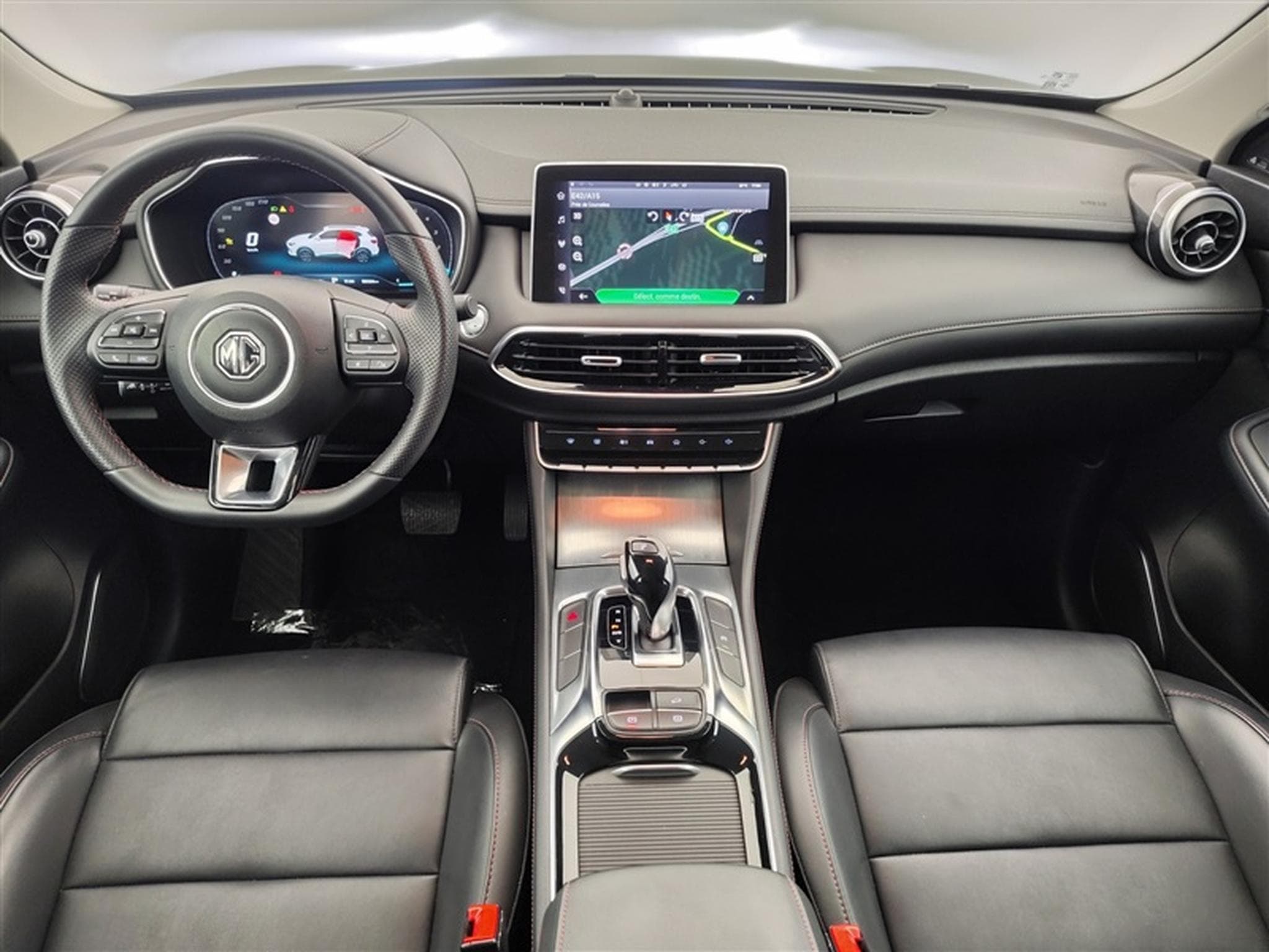 MG HS 1.5 T-GDi 160cv DCT Comfort NAVI / FULL LED / CUIR / JA 17" (2024) - Photo 8