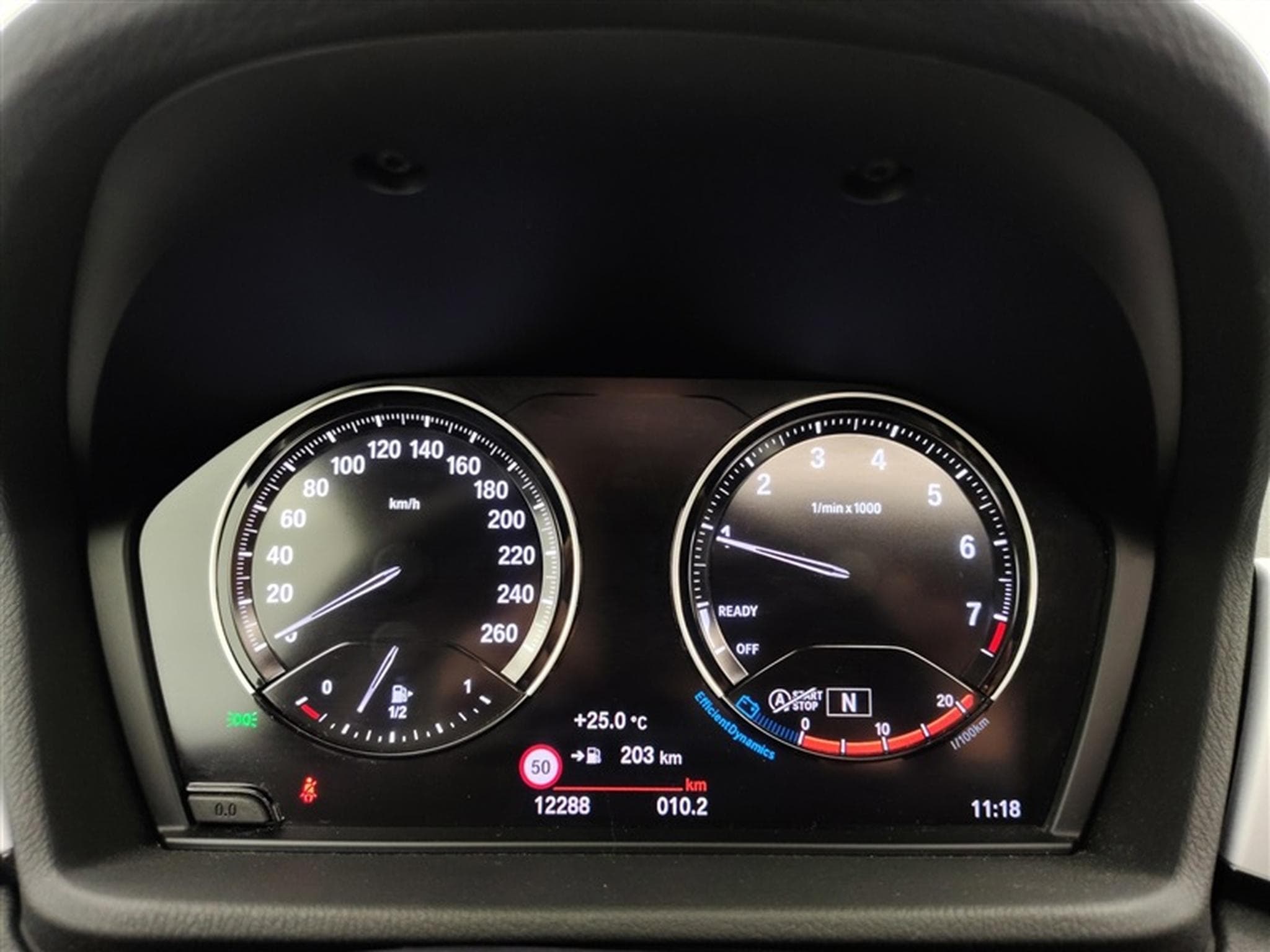 BMW X2 1.5i sDrive18 Business NAVI/FULL LED/TO PANO/JA17/PDC/CAMERA (2022) - Photo 10