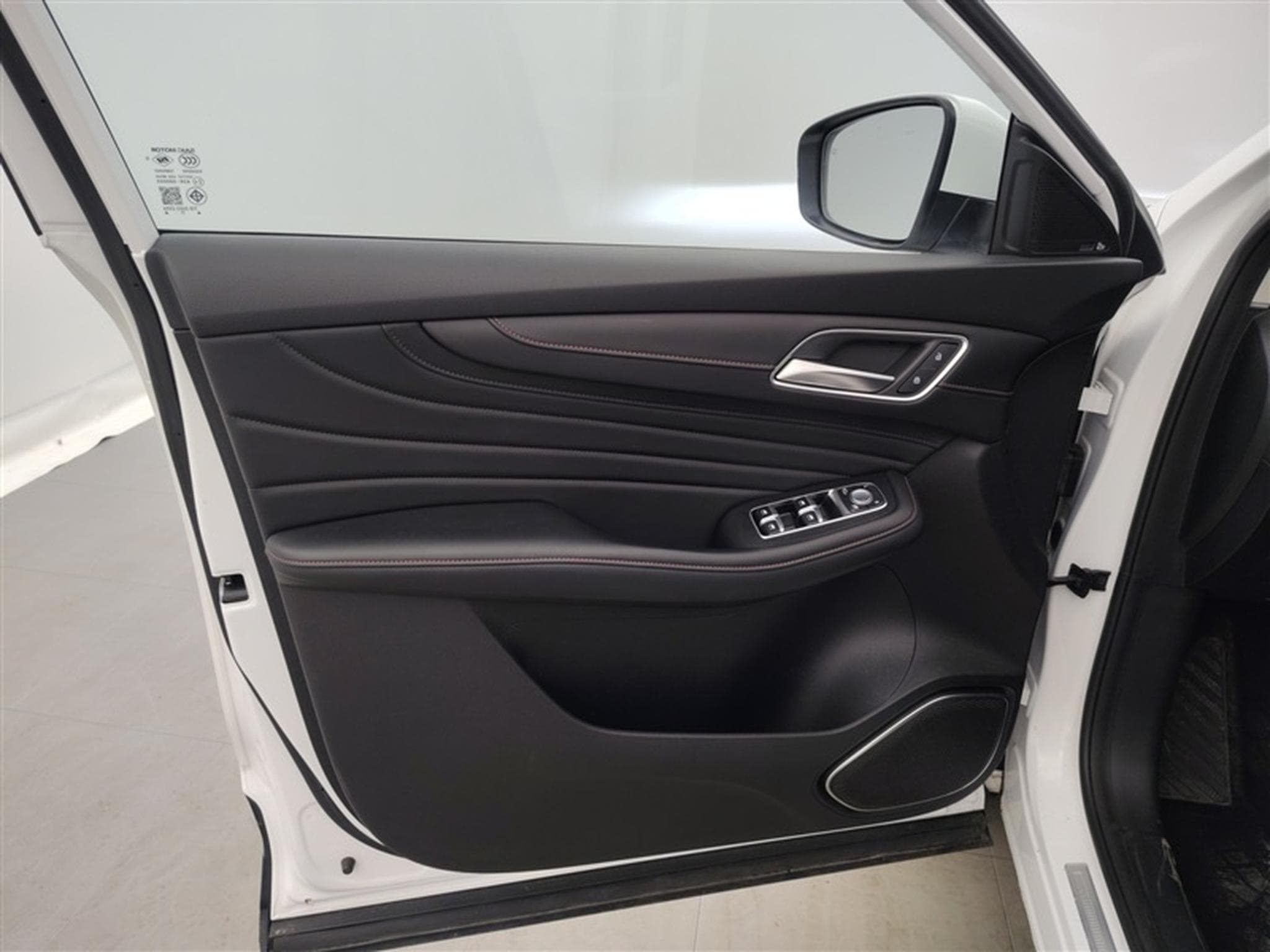 MG HS 1.5 T-GDi 160cv BVA Luxury NAVI / FULL LED / CUIR / PANO (2024) - Photo 18