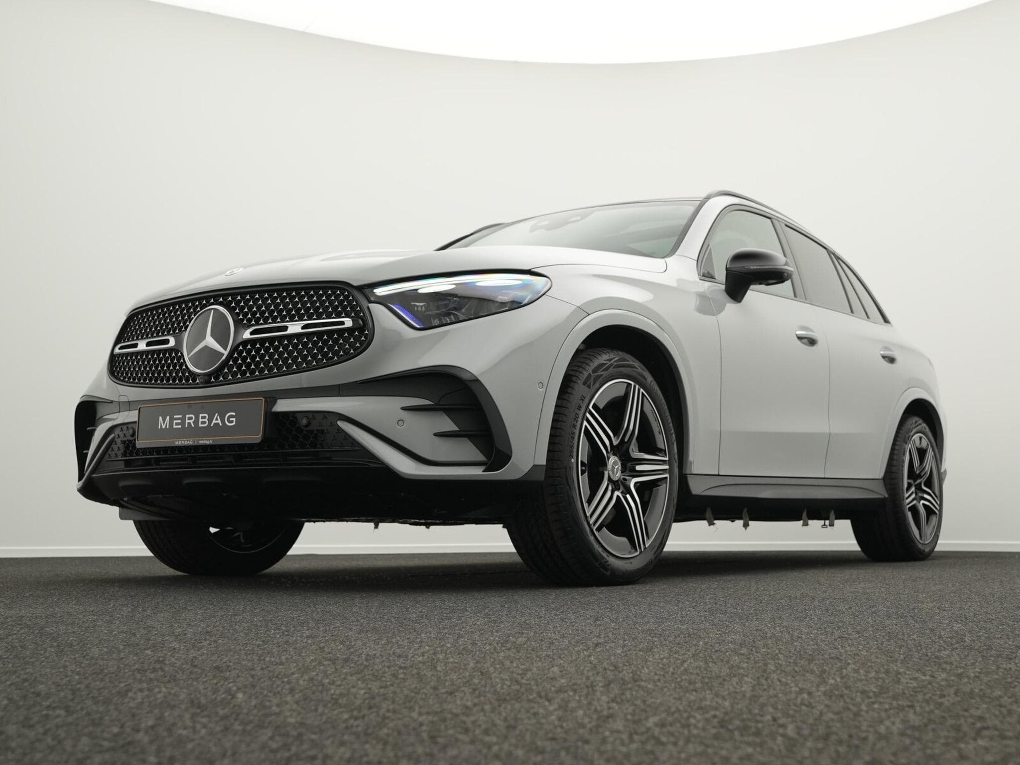 Mercedes GLC 220 d 4MATIC AMG-Line Premium Plus (2026) - Foto 8