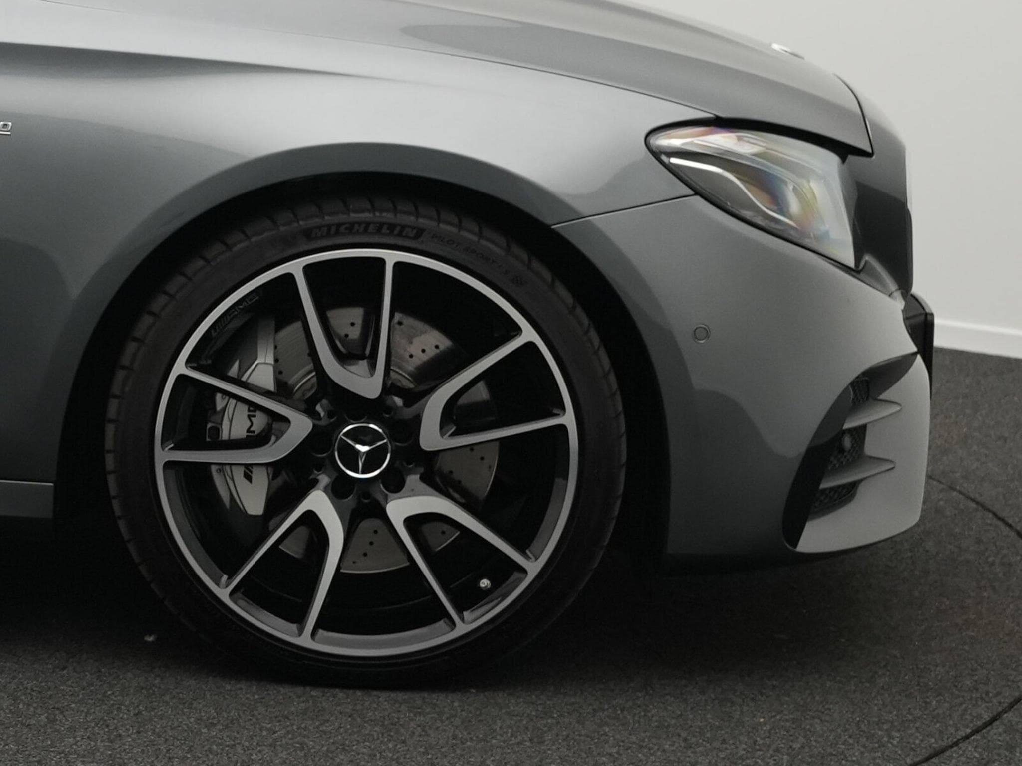 Mercedes E 53 AMG 4MATIC+ Limousine (2019) - Foto 6
