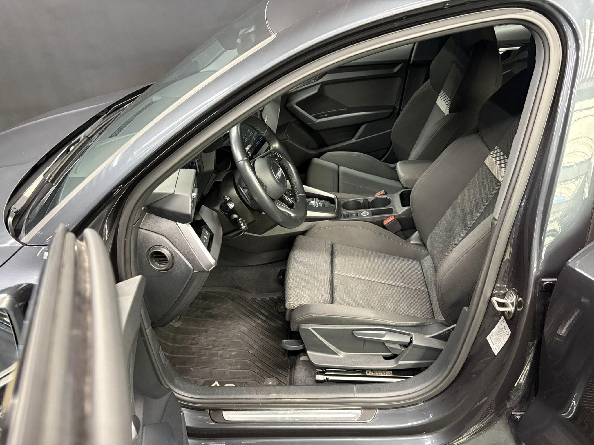 Audi A3 Limousine Advanced 30 TFSI 110cv S-tronic (2023) - Foto 11