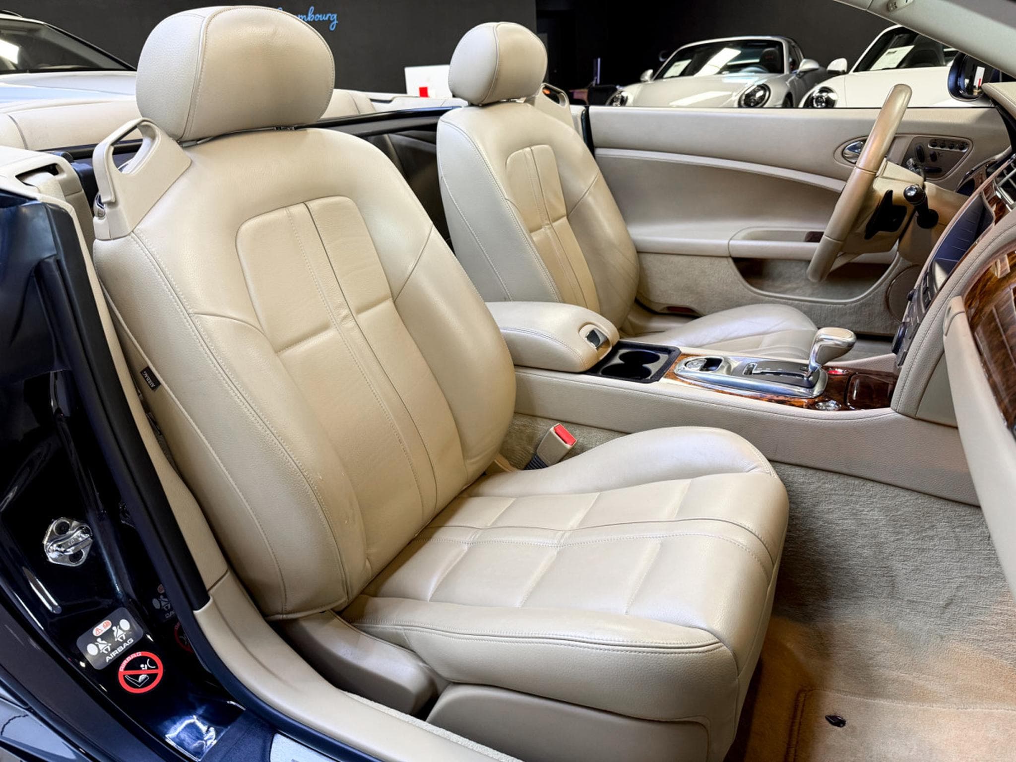 Jaguar XK 3.5 V8 Convertible (2009) - Photo 10