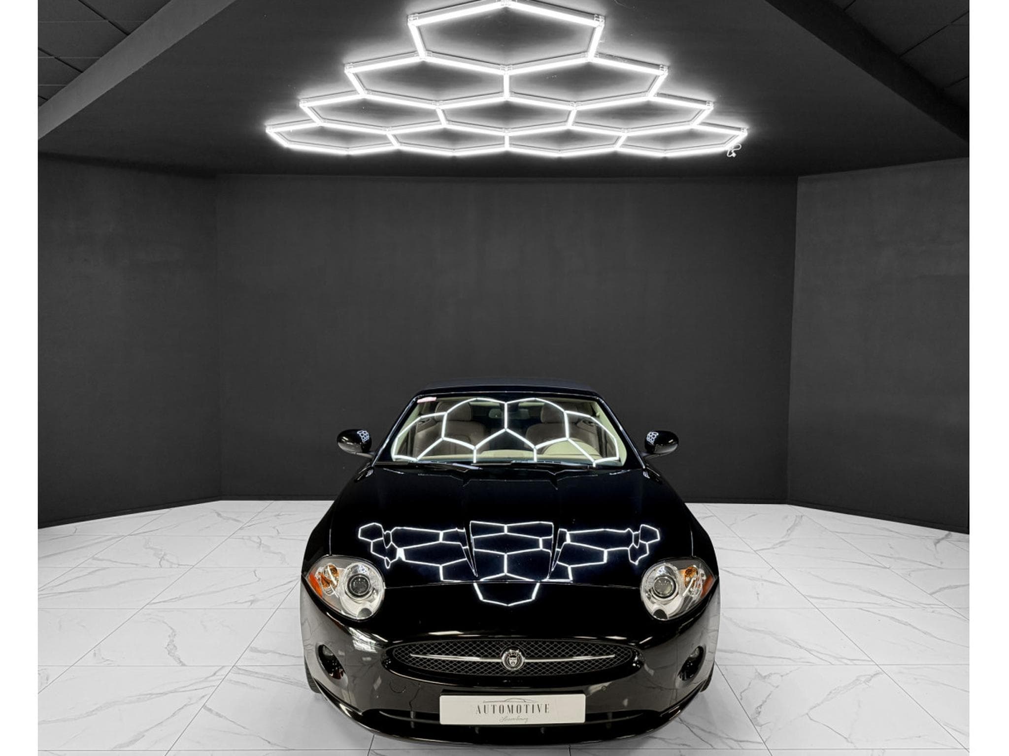 Jaguar XK 3.5 V8 Convertible (2009) - Photo 8