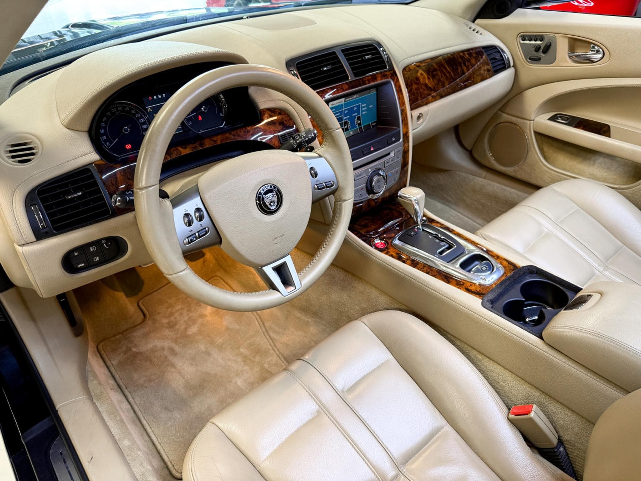Jaguar XK 3.5 V8 Convertible (2009) - Photo 9