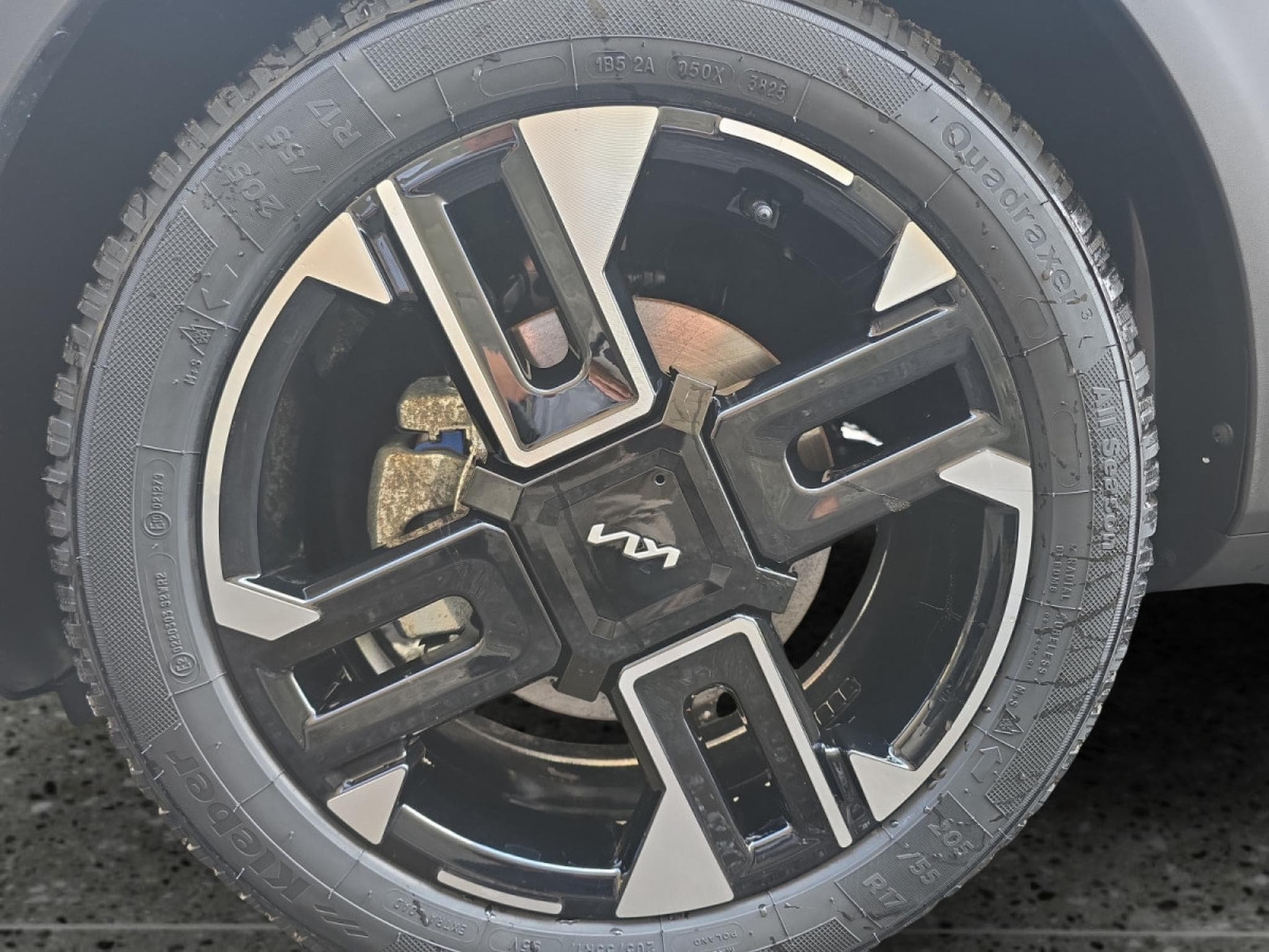 Kia Stonic GT Line 1.0 T-GDI 100 DCT (2026) - Photo 19