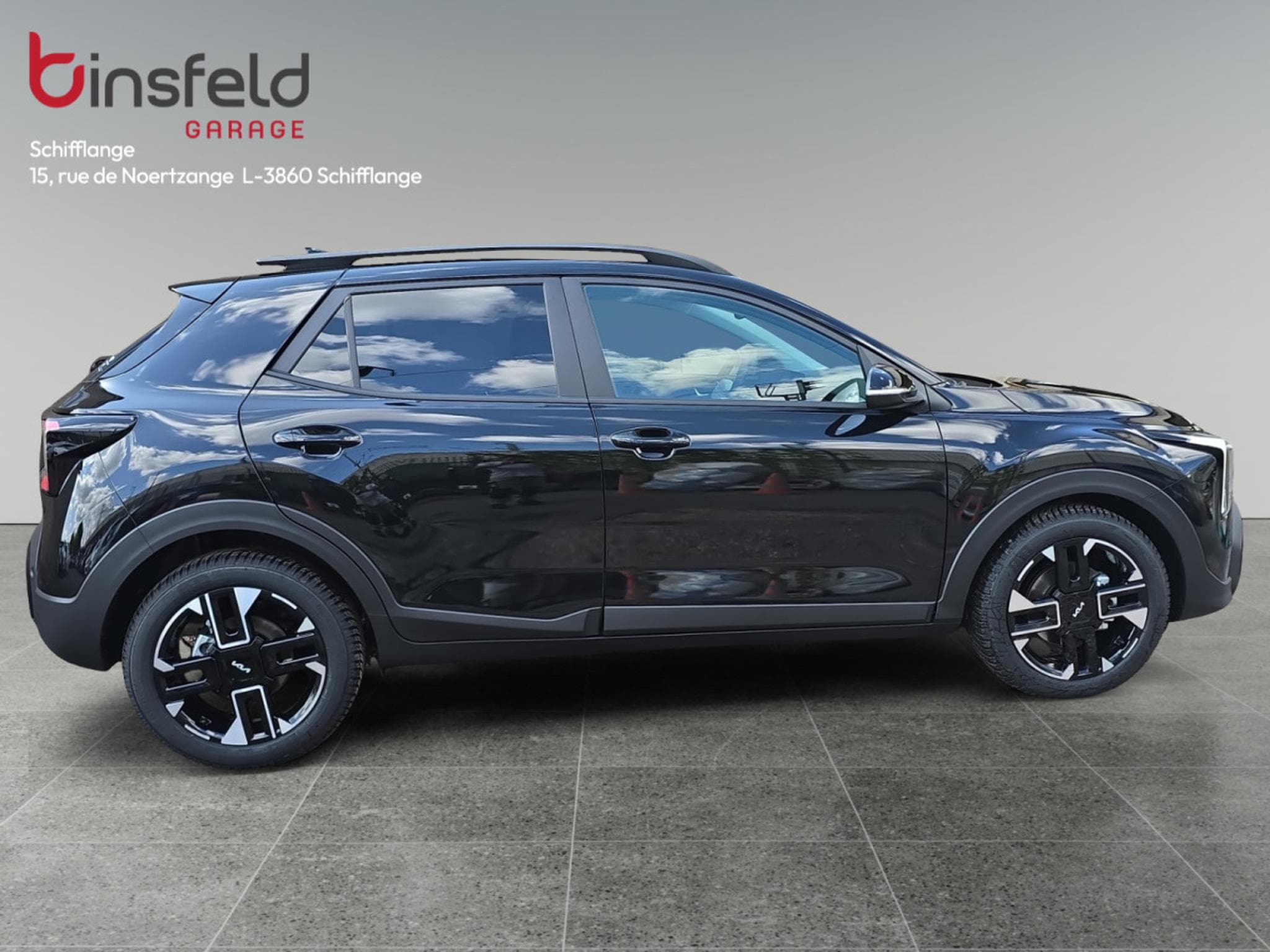 Kia Stonic GT Line 1.0 T-GDI 100 DCT (2026) - Photo 6