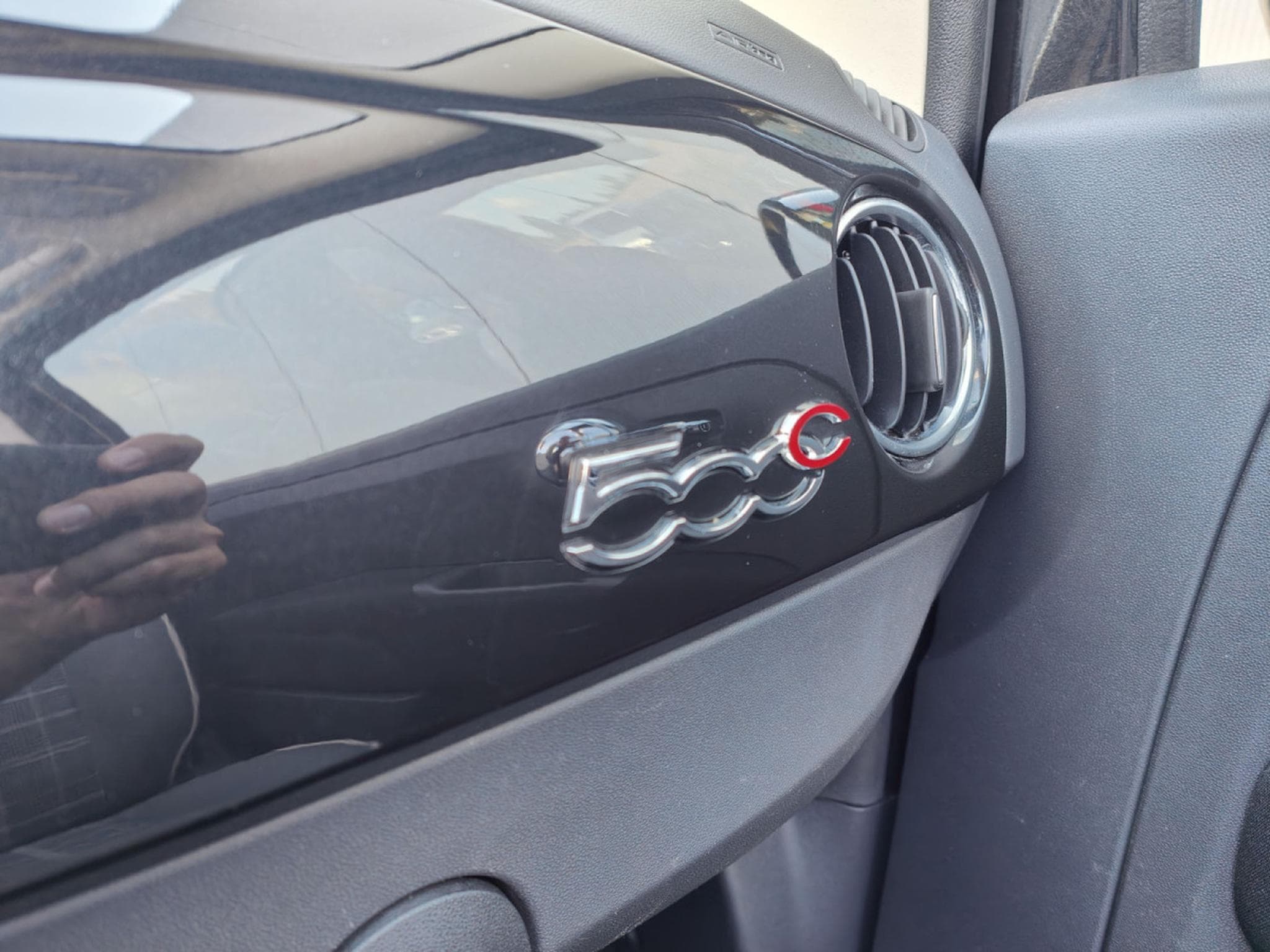 Fiat 500 1.2 CABRIO GPS CLIM CRUISE BLUETOOTH (2018) - Photo 22