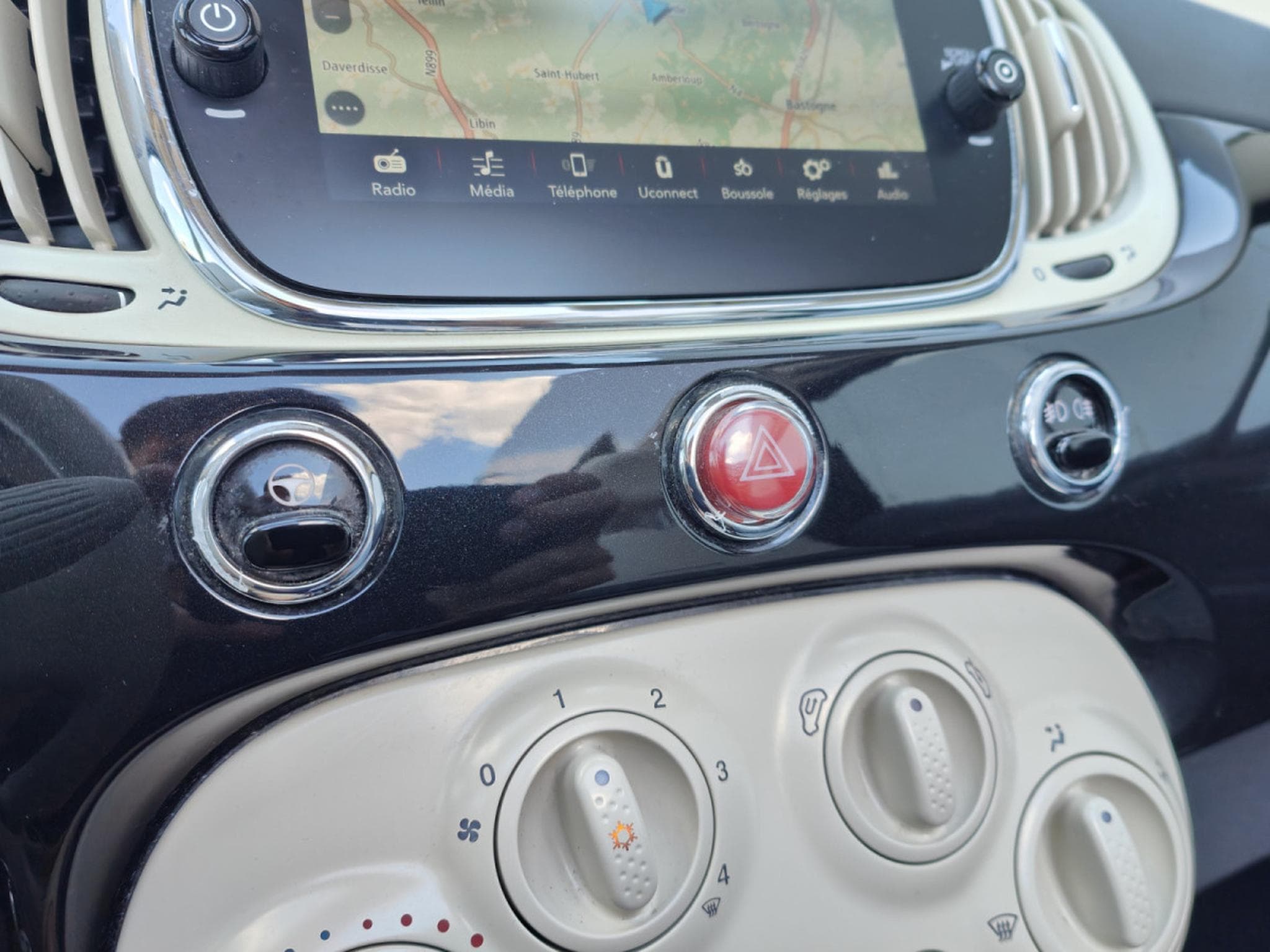 Fiat 500 1.2 CABRIO GPS CLIM CRUISE BLUETOOTH (2018) - Photo 23