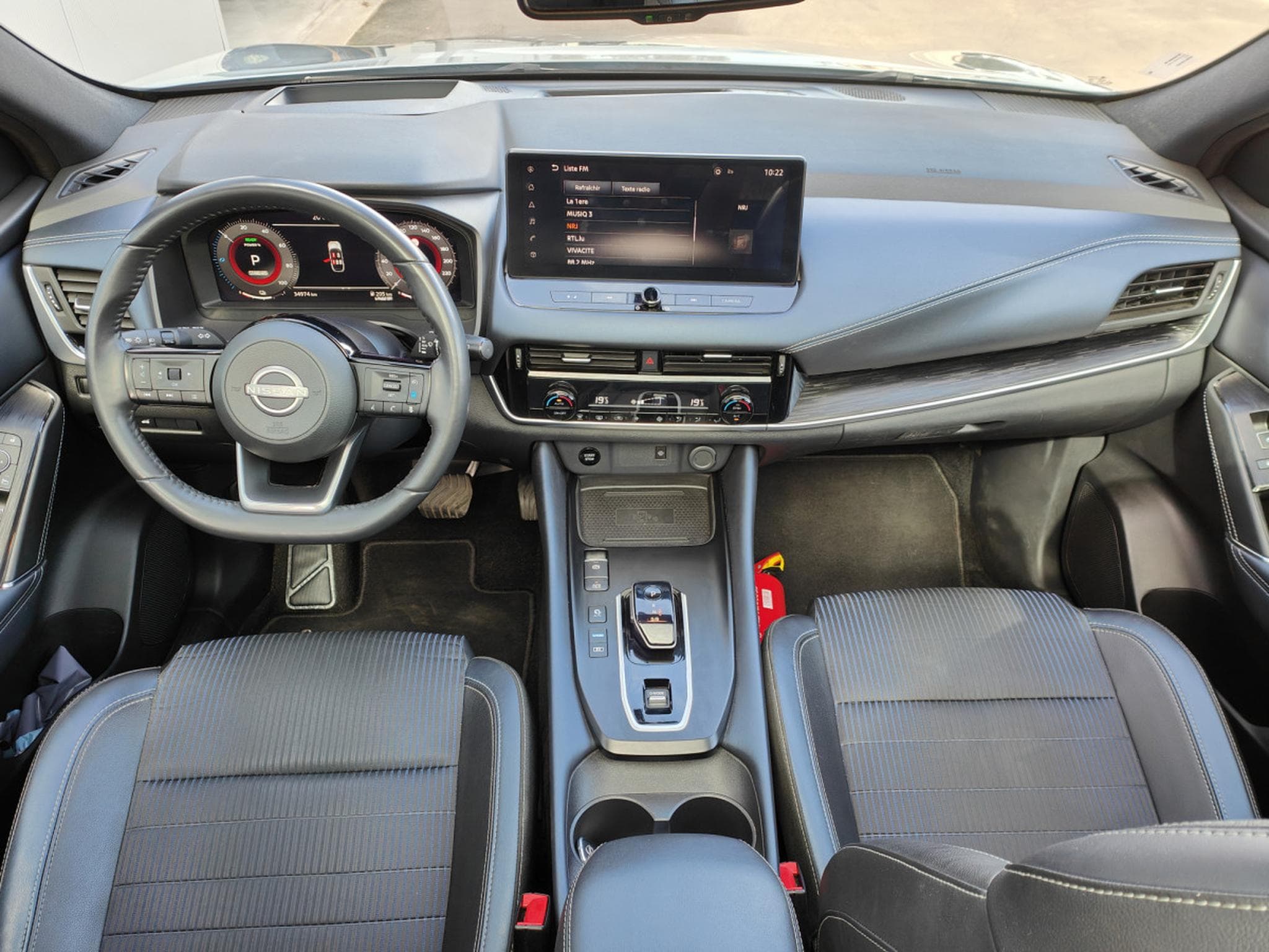 Nissan Qashqai E-POWER TEKNA TOIT PANO CAMERA 360 GPS (2024) - Photo 11