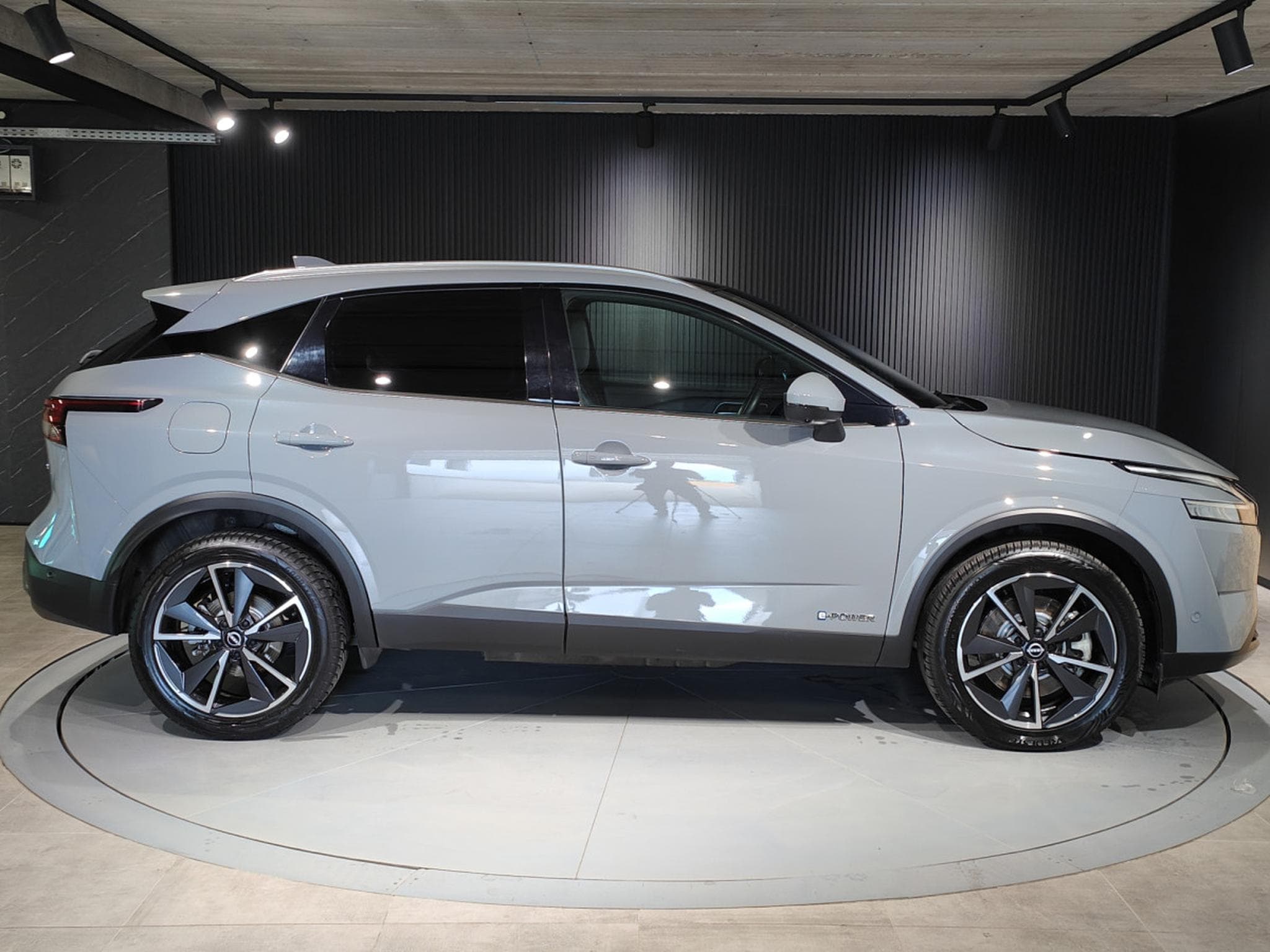Nissan Qashqai E-POWER TEKNA TOIT PANO CAMERA 360 GPS (2024) - Photo 2