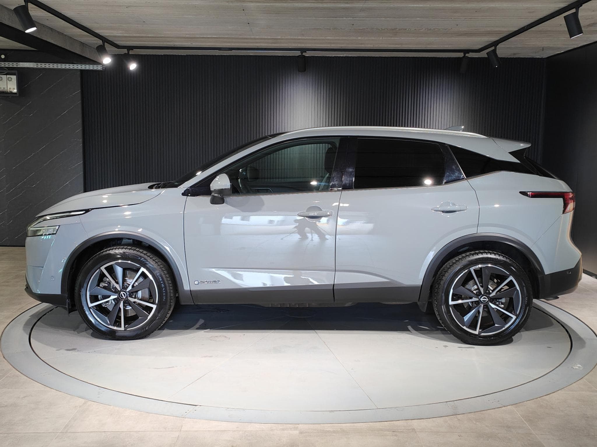 Nissan Qashqai E-POWER TEKNA TOIT PANO CAMERA 360 GPS (2024) - Photo 5