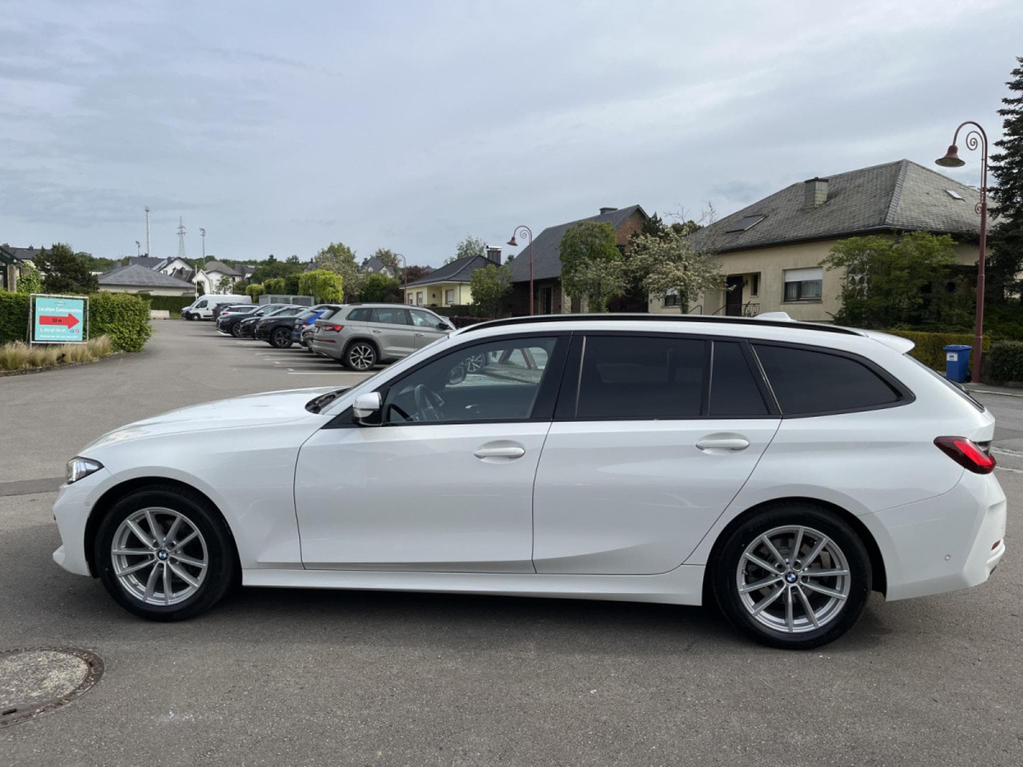BMW 318 318d A G21 Touring - ACC - Keyless - Head up Display (2023) - Foto 6