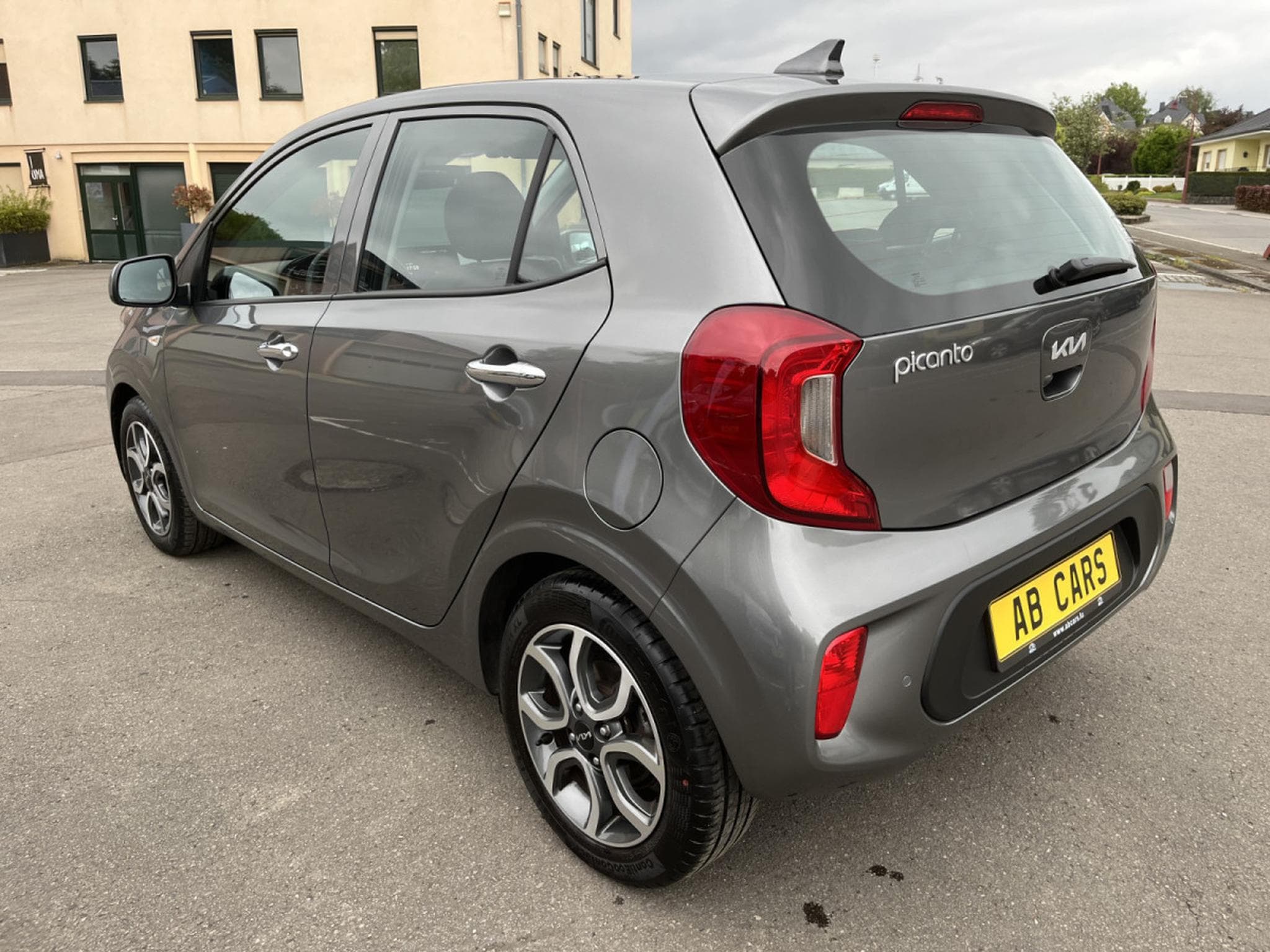 Kia Picanto 1.0i Automatique Navi Camera PDC (2023) - Foto 8