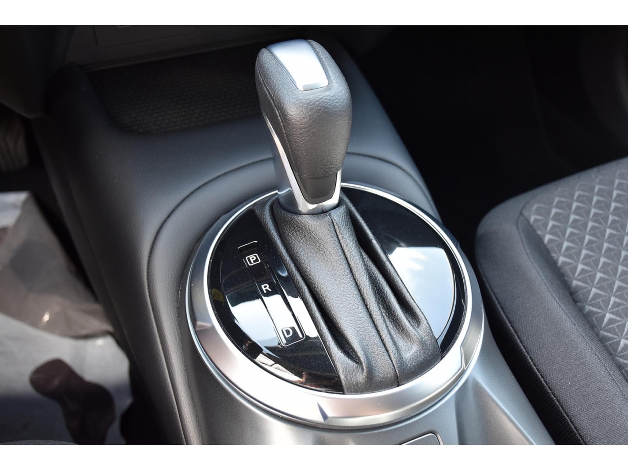 Nissan Juke 1.0 DIG-T Acenta 7DCT REGUL APP-CONNECT CAM NEUF (2026) - Foto 15