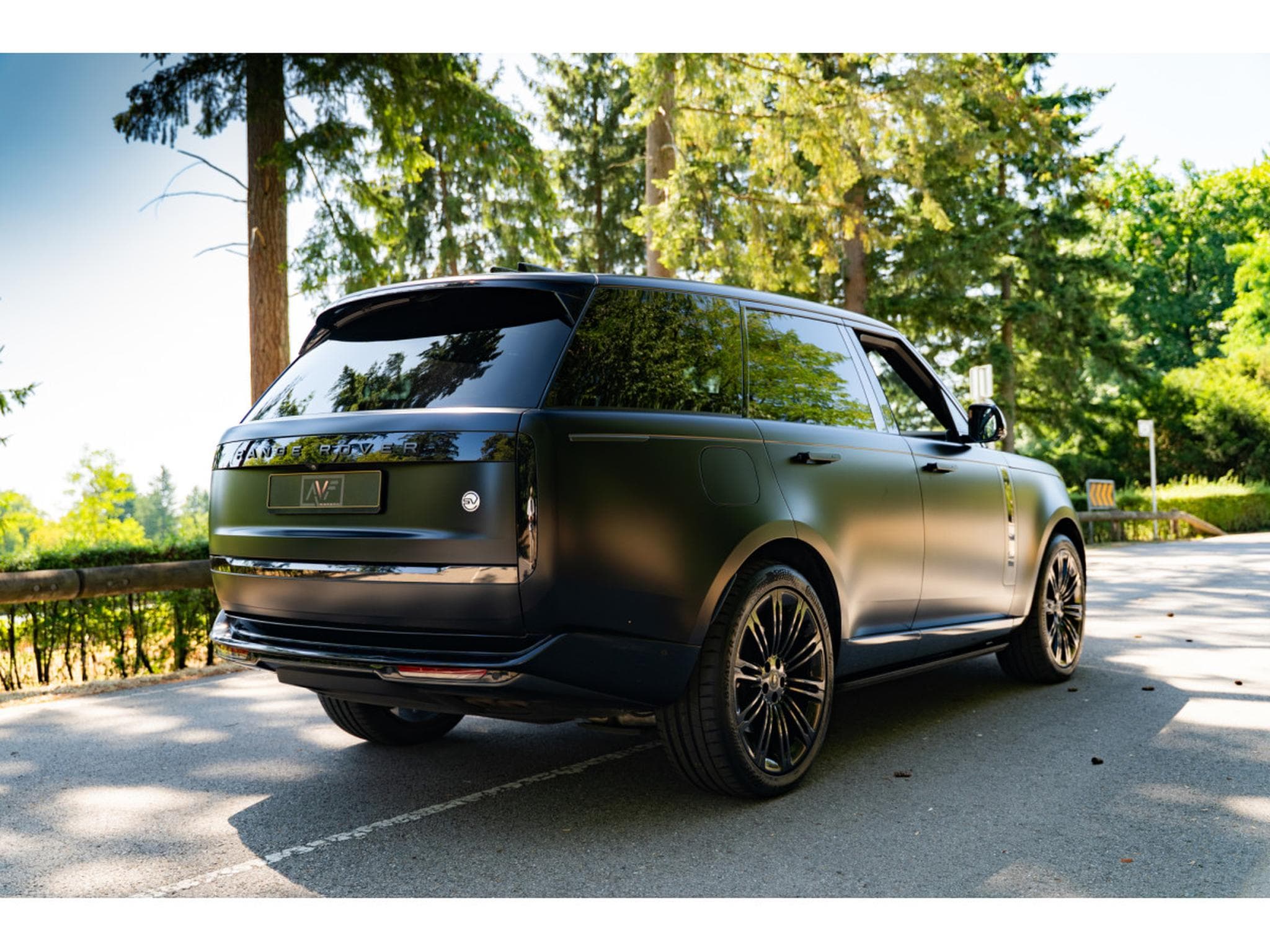 Land-Rover Range Rover P530 SV - V8 4.4L biturbo - Panoramic Roof - Meridian (2023) - Photo 6