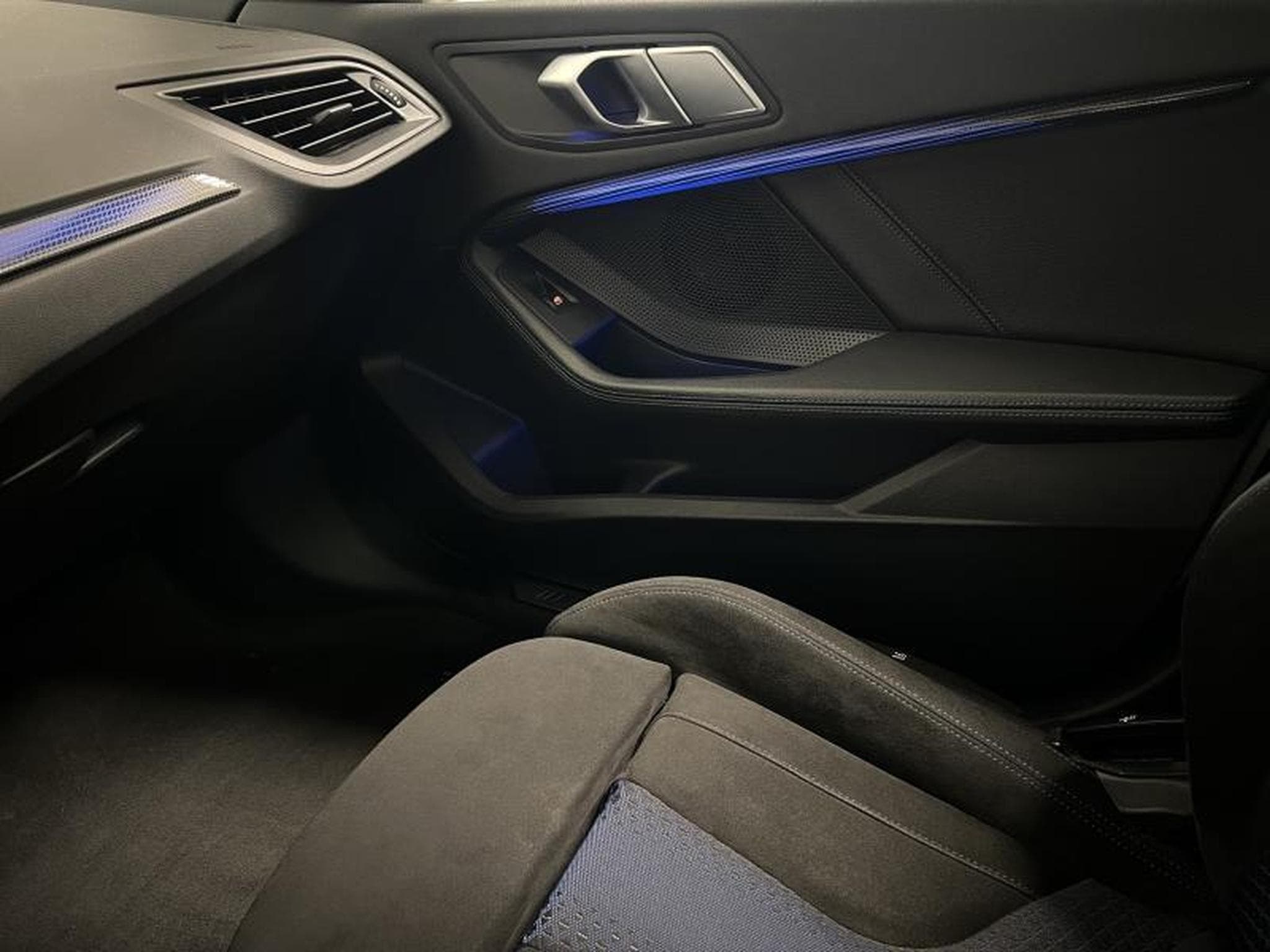 BMW 118 M (2021) - Photo 14
