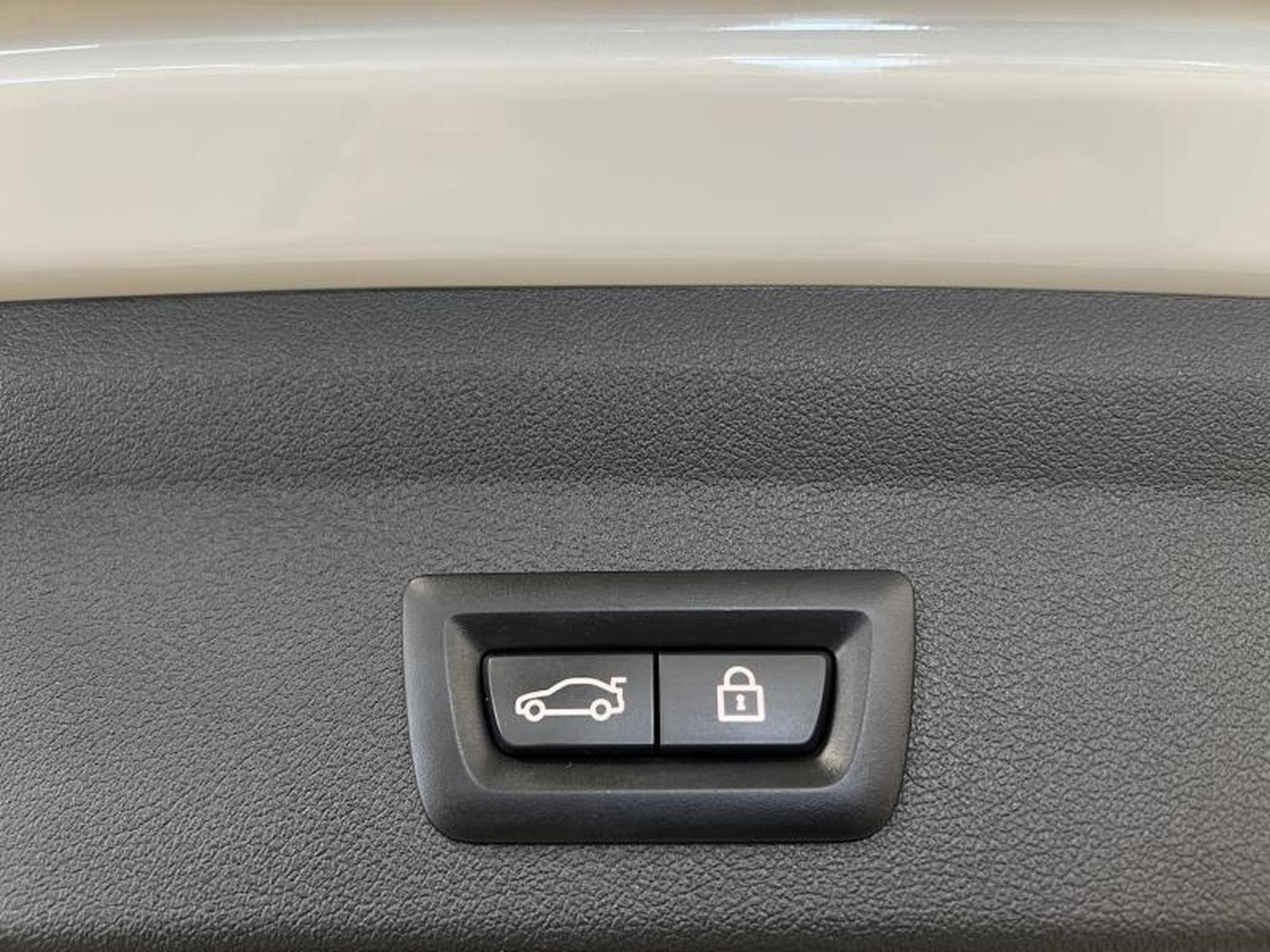 BMW 118 M (2021) - Photo 20