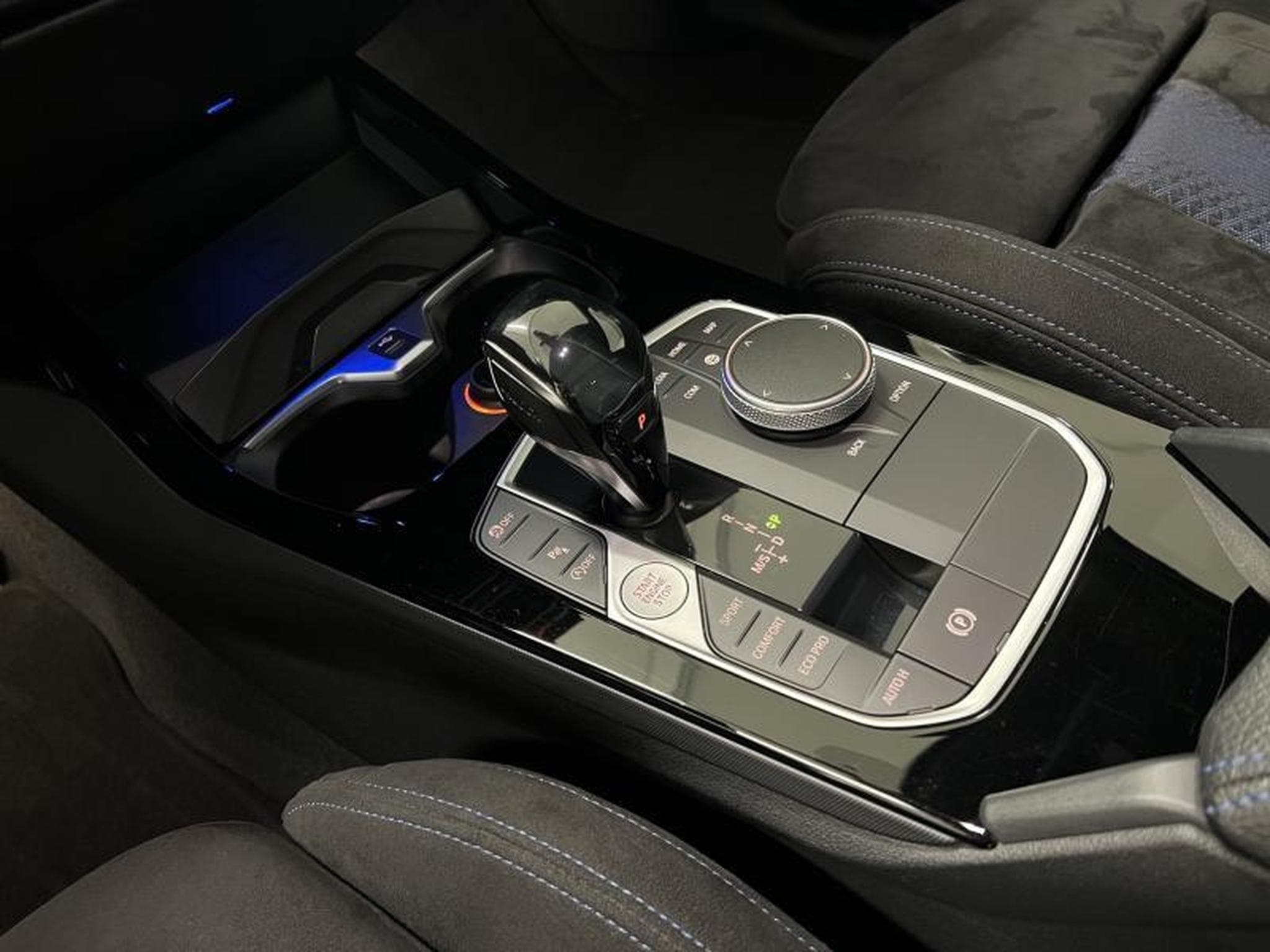 BMW 118 M (2021) - Photo 8