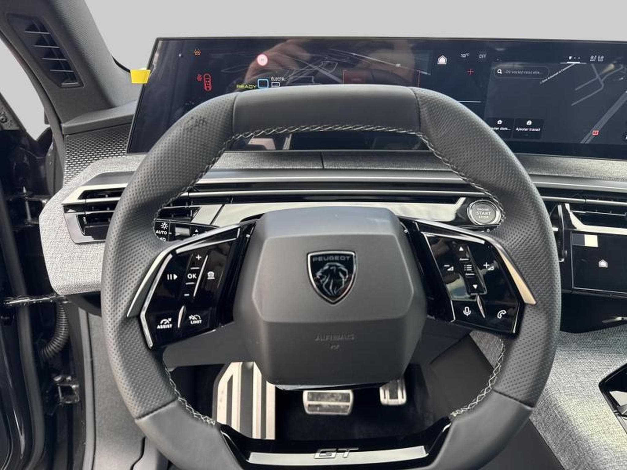 Peugeot 5008 First Edition GT Plug-in Hybrid 195 e-DCS7 (2025) - Foto 14