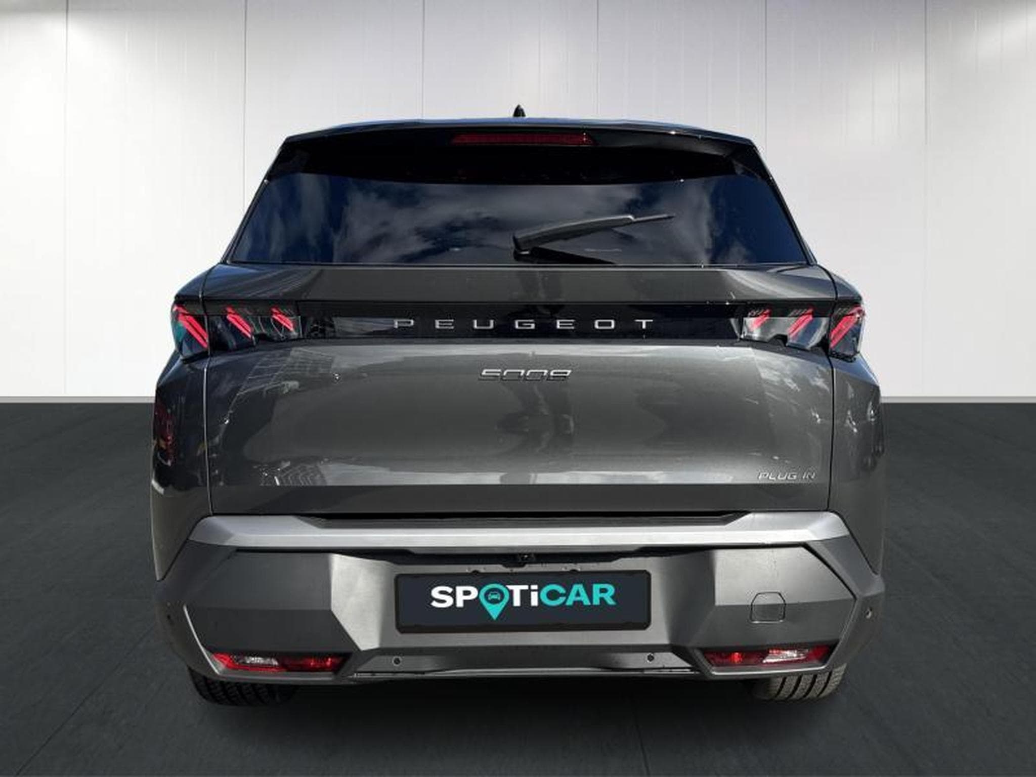 Peugeot 5008 First Edition GT Plug-in Hybrid 195 e-DCS7 (2025) - Foto 8