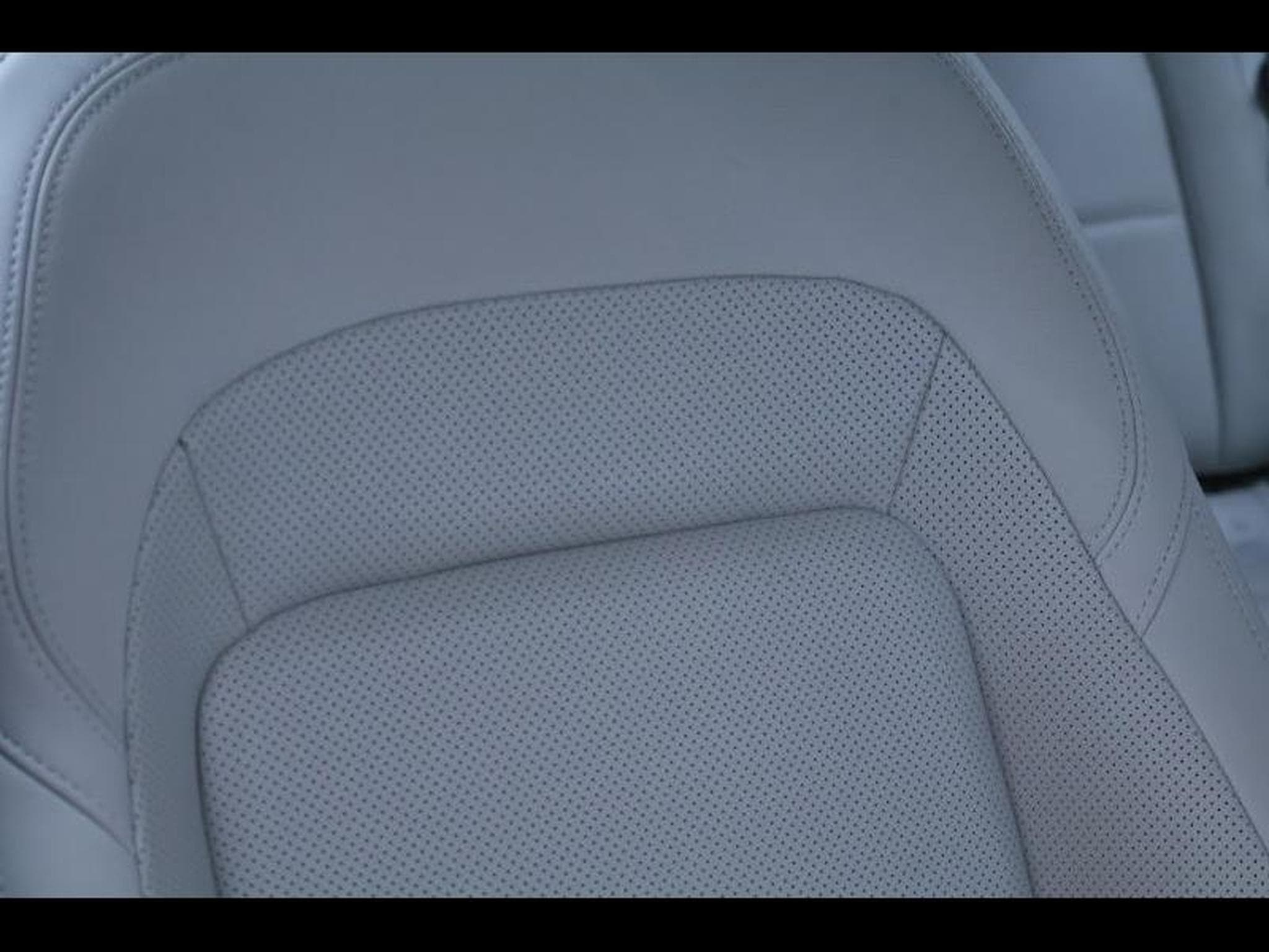 Jaguar F-Pace D165 R-Dynamic S AWD Auto (2021) - Photo 14