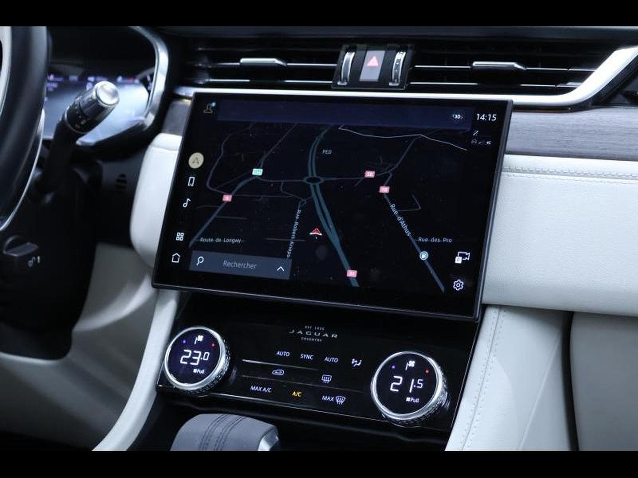 Jaguar F-Pace D165 R-Dynamic S AWD Auto (2021) - Photo 22