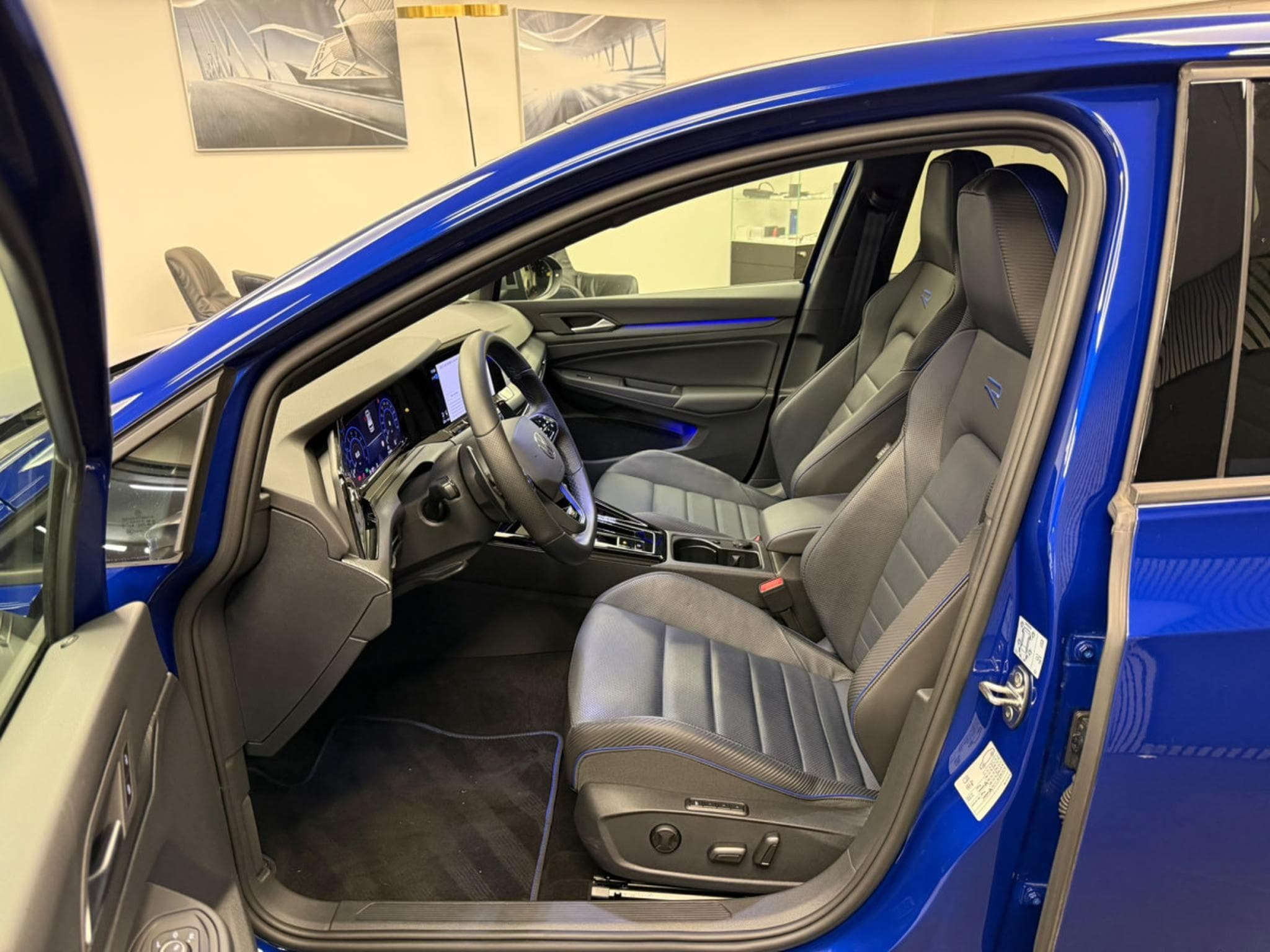 VW Golf R ABT 2.0 TSI 4 Motion 383 CH / 282 kW DSG (2023) - Foto 3