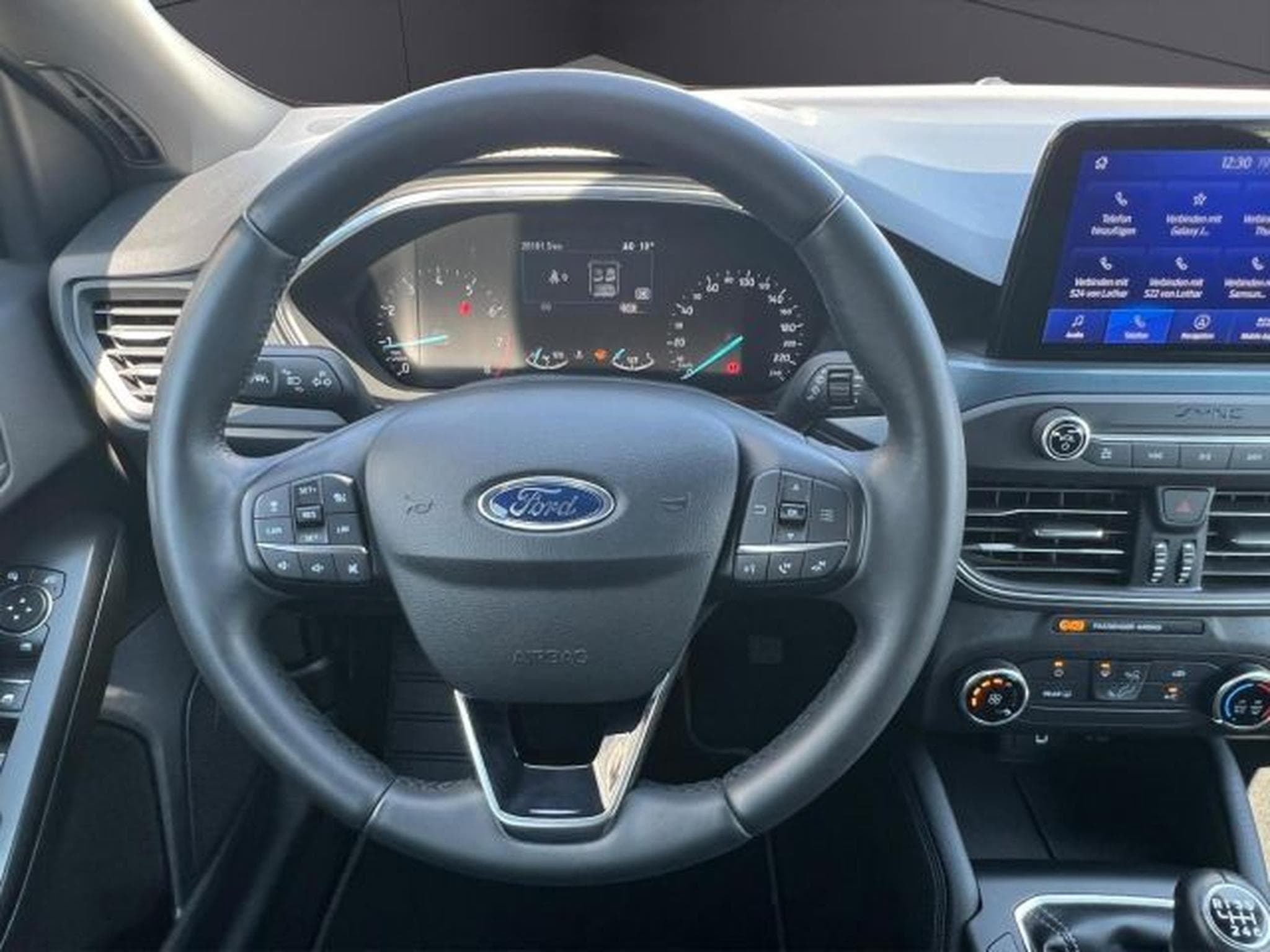 Ford Focus Focus Lim. Active KLIMA,NAVI,PDC,TEMPOMAT,LED (2020) - Photo 10