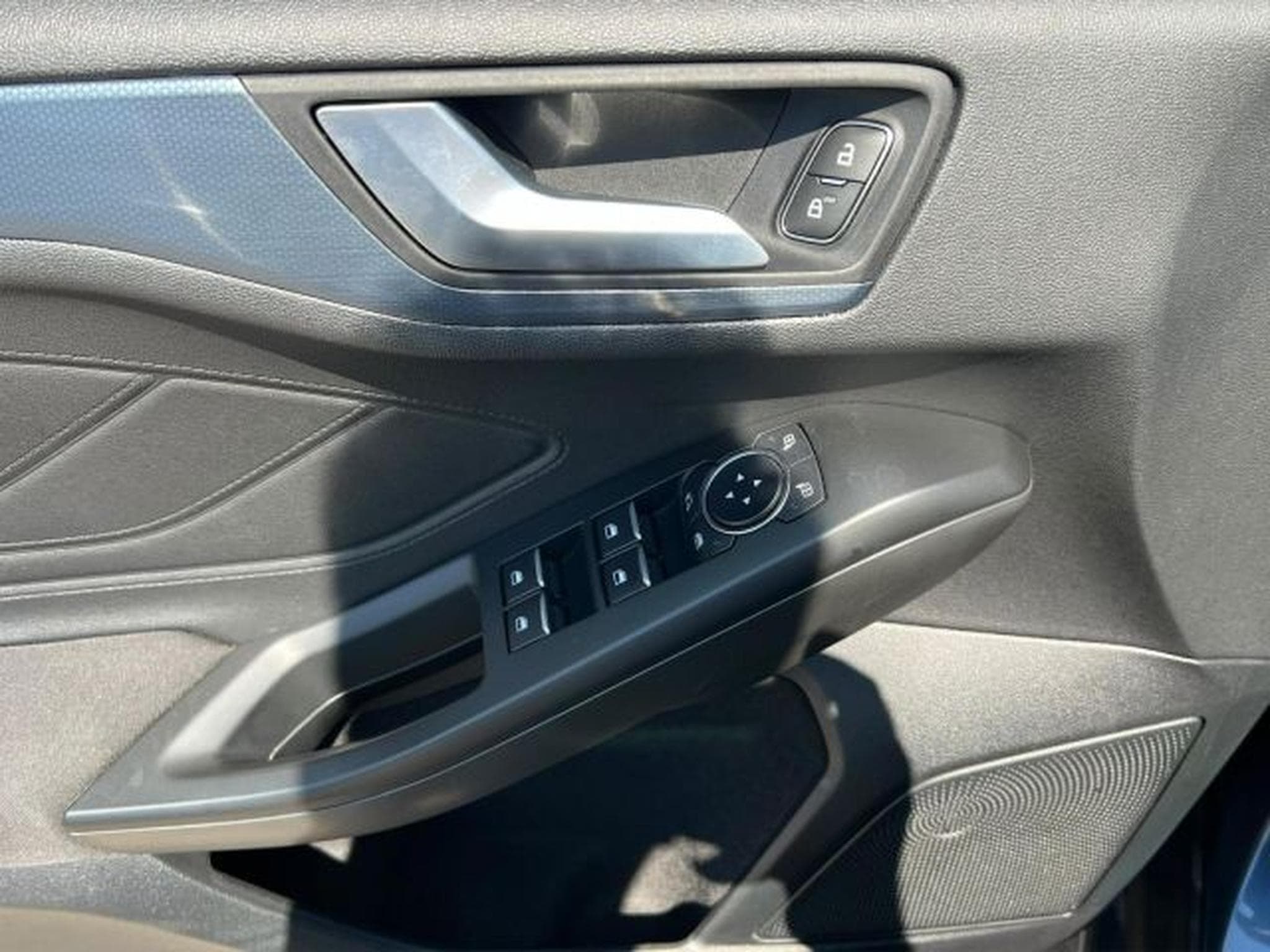 Ford Focus Focus Lim. Active KLIMA,NAVI,PDC,TEMPOMAT,LED (2020) - Photo 12