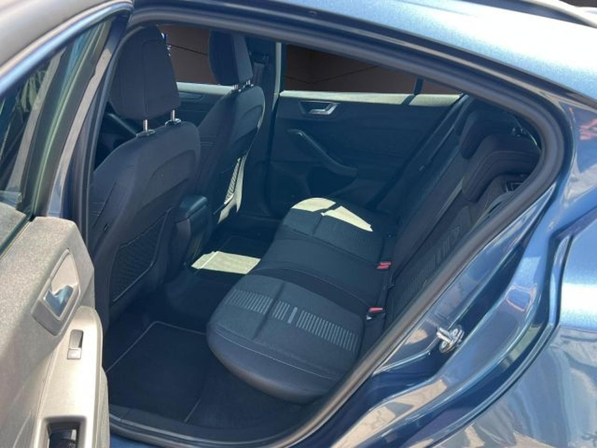 Ford Focus Focus Lim. Active KLIMA,NAVI,PDC,TEMPOMAT,LED (2020) - Photo 13