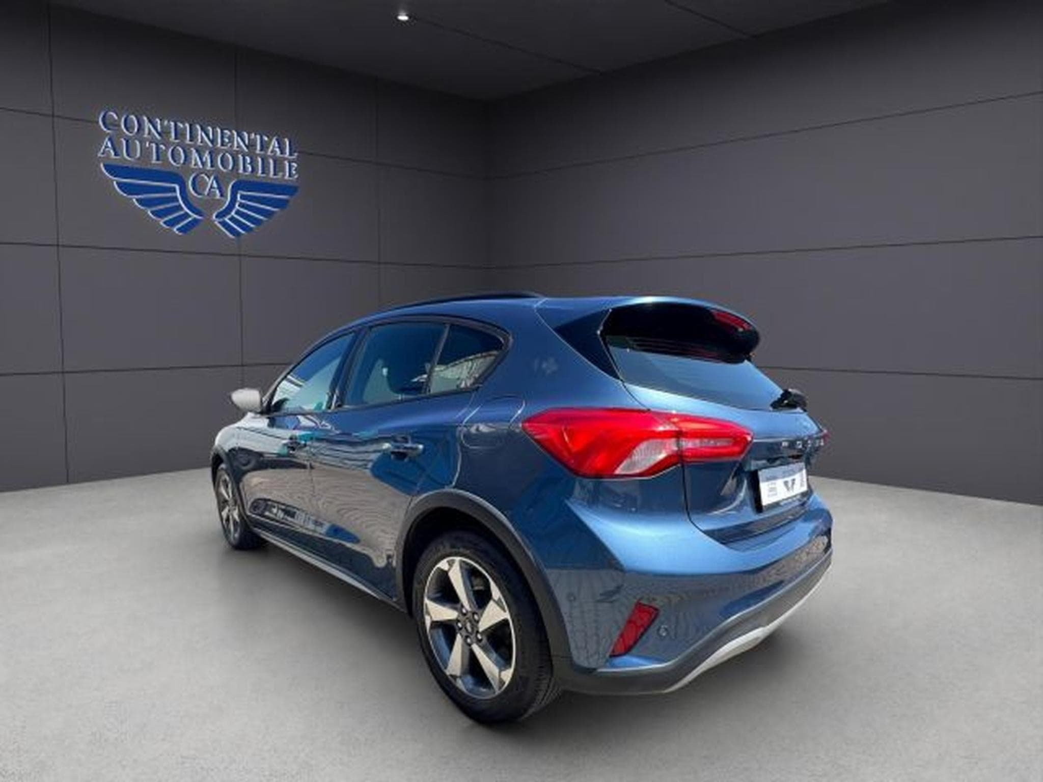 Ford Focus Focus Lim. Active KLIMA,NAVI,PDC,TEMPOMAT,LED (2020) - Photo 4