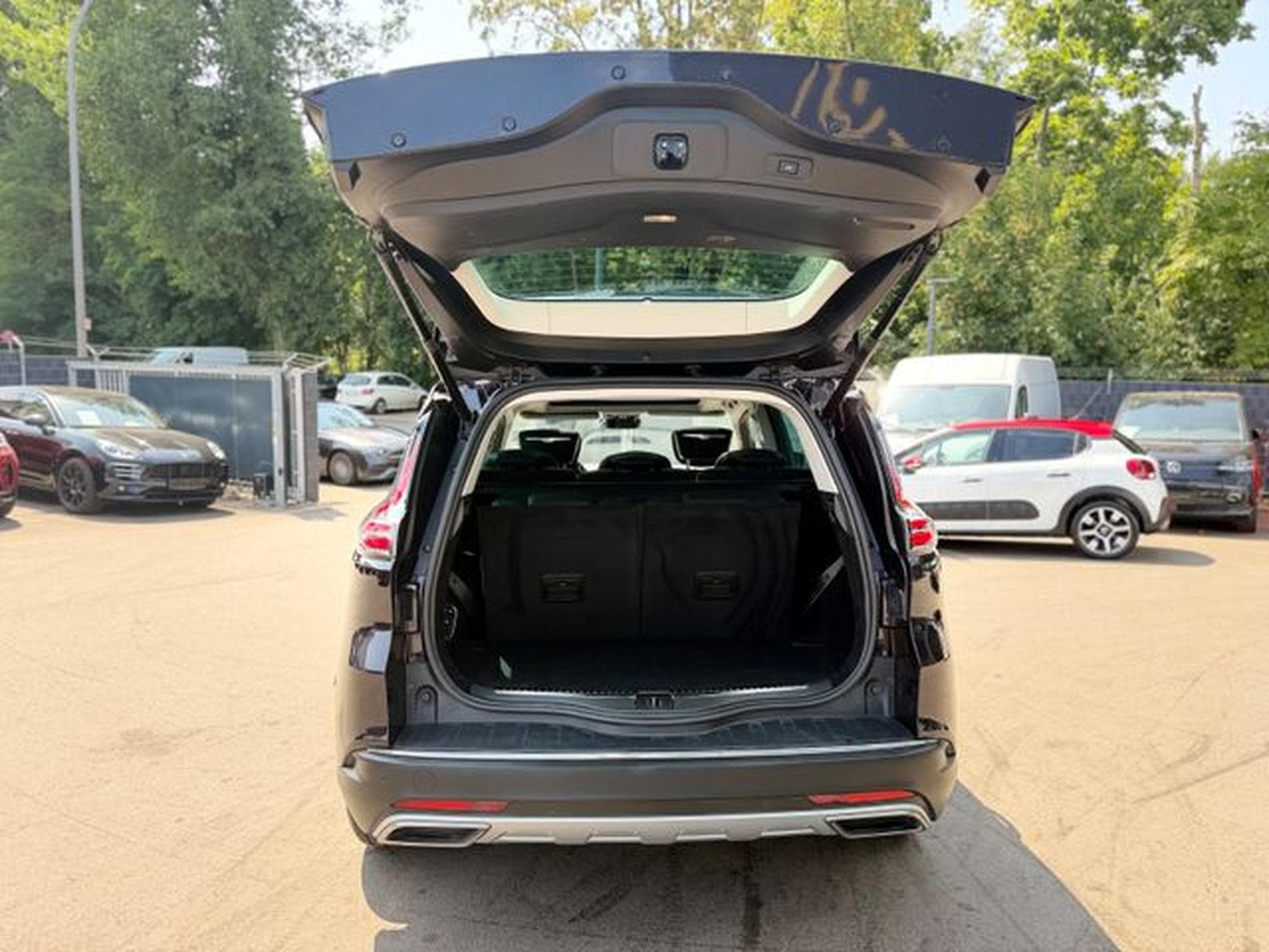 Renault Espace ESPACE V INITIALE PARIS*7 SITZER*AUT*BOSE*MATRIX (2020) - Foto 7