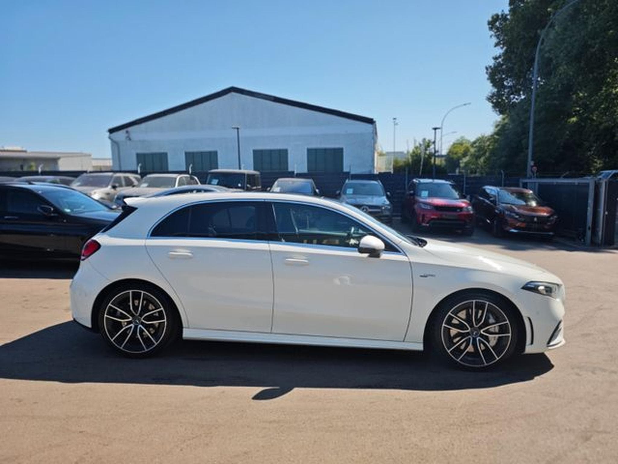 Mercedes A 35 AMG A 35 AMG 4MATIC *MULTIBEAM*BURMESTER*ASSIST* (2019) - Photo 14