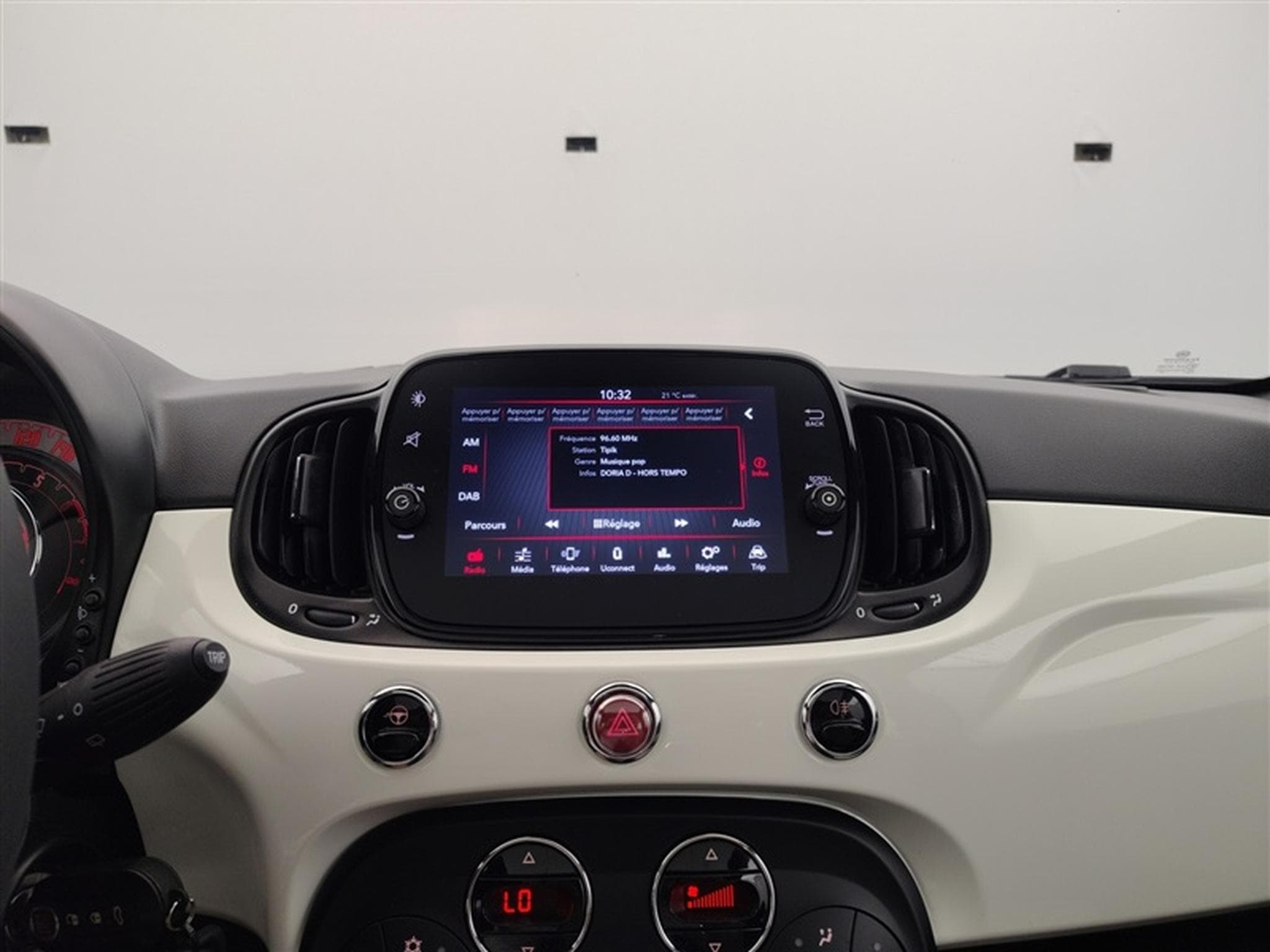 Fiat 500 1.0i MHEV Dolcevita (2022) - Photo 11