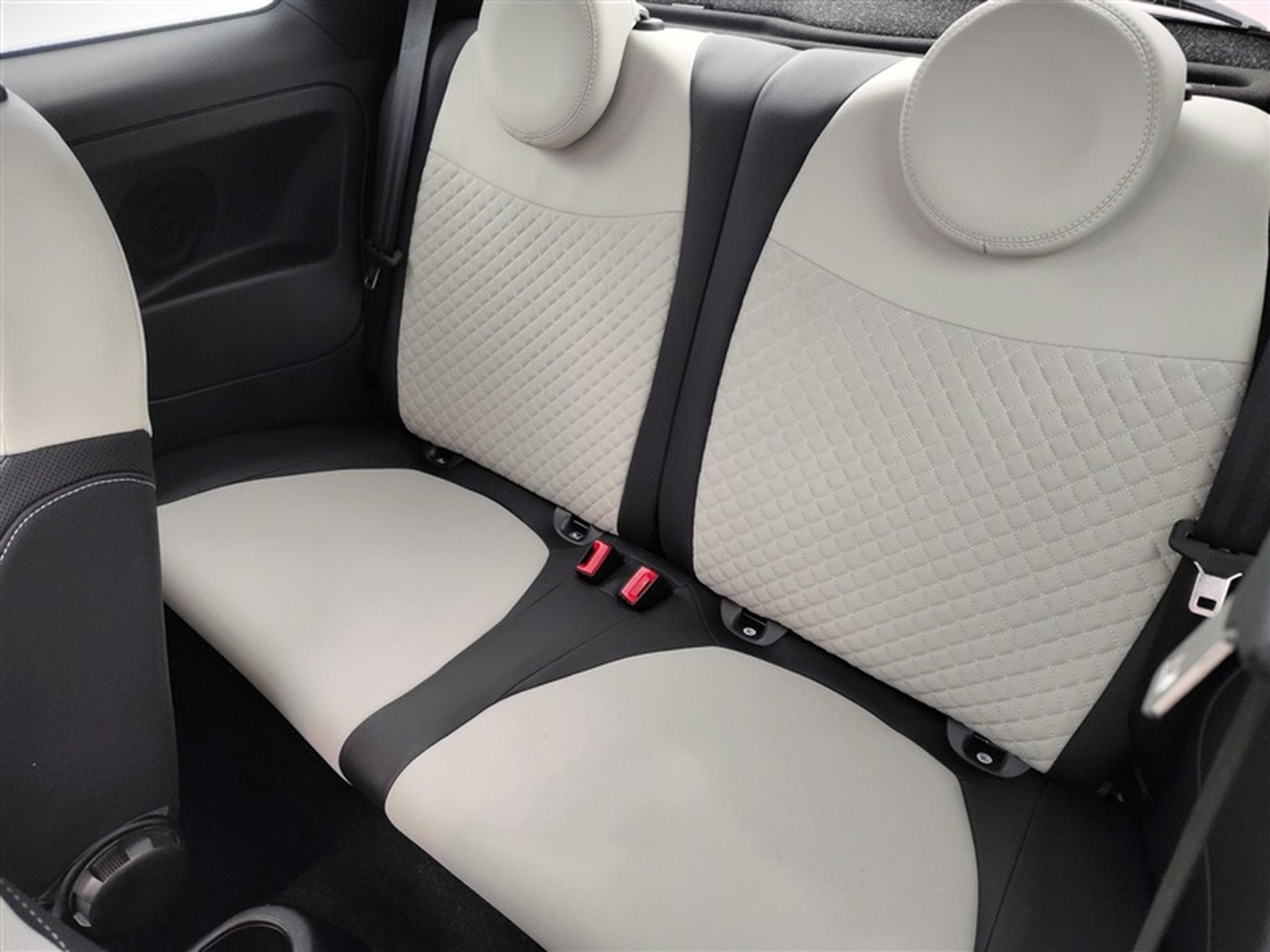 Fiat 500 1.0i MHEV Dolcevita (2022) - Photo 14