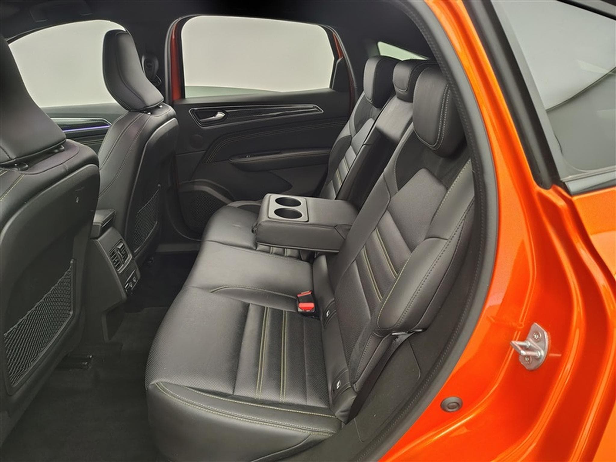 Renault Arkana E-TECH 1.6i Techno (2023) - Photo 13