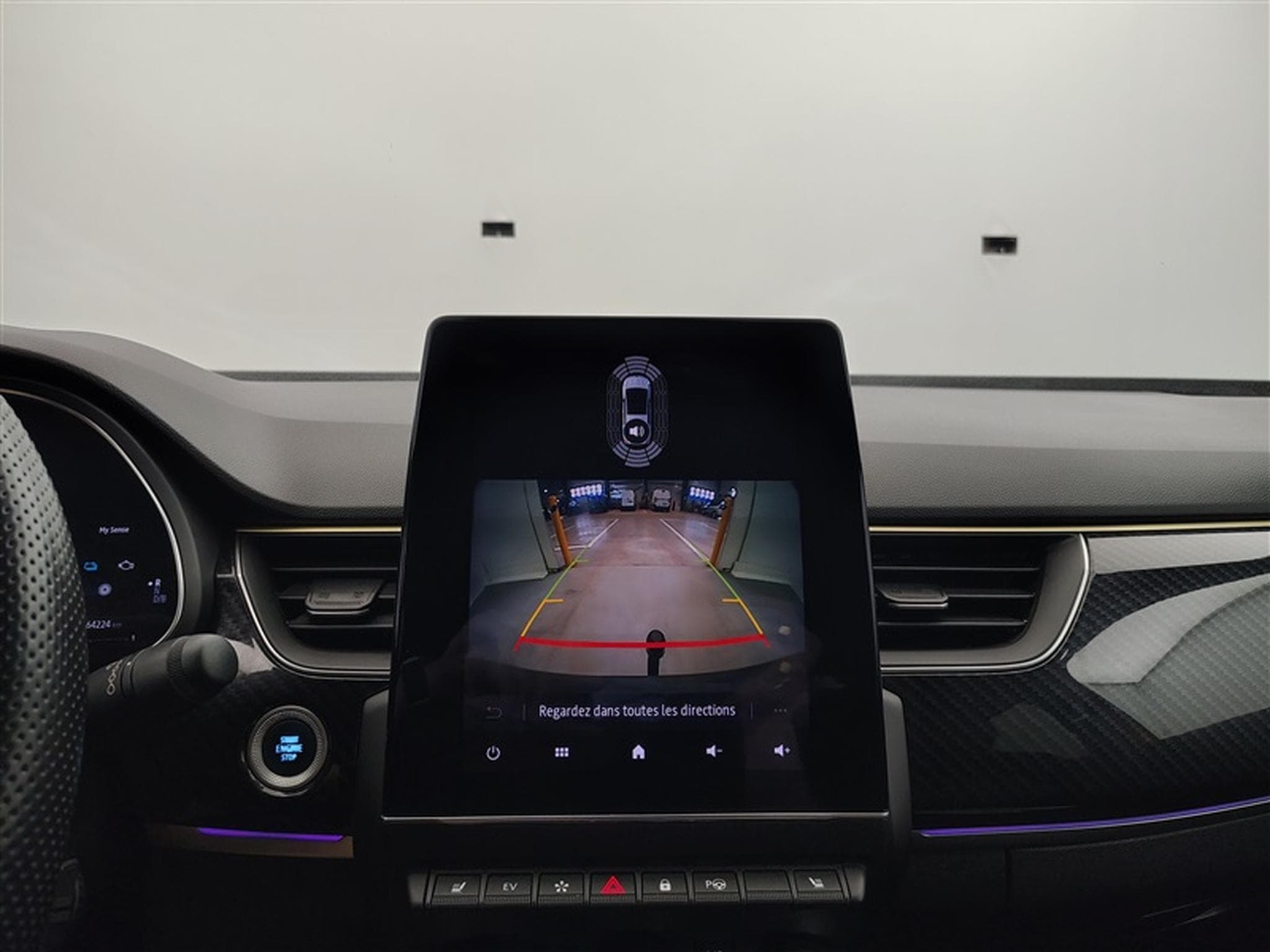 Renault Arkana E-TECH 1.6i Techno (2023) - Photo 18