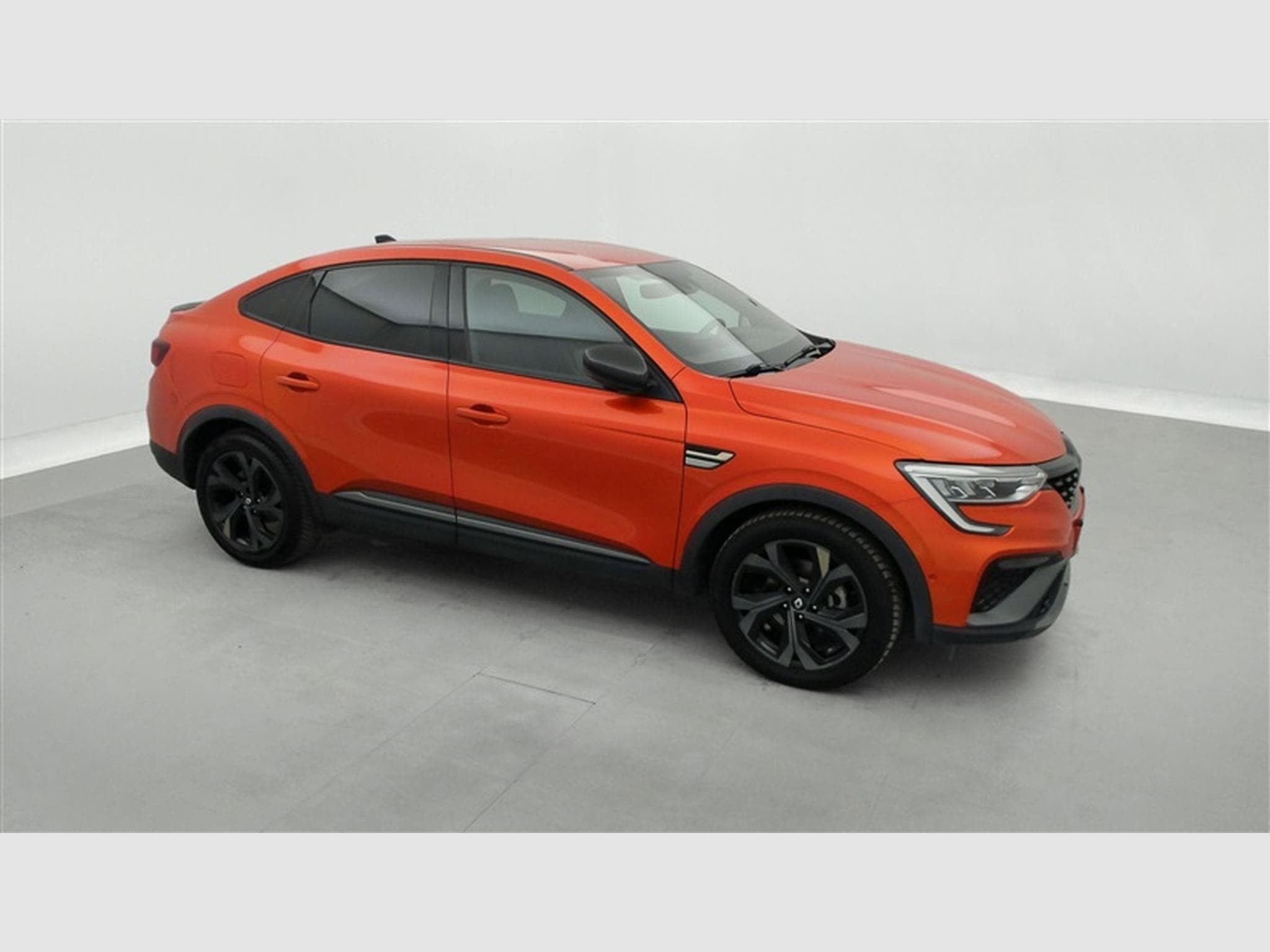 Renault Arkana E-TECH 1.6i Techno (2023) - Photo 24