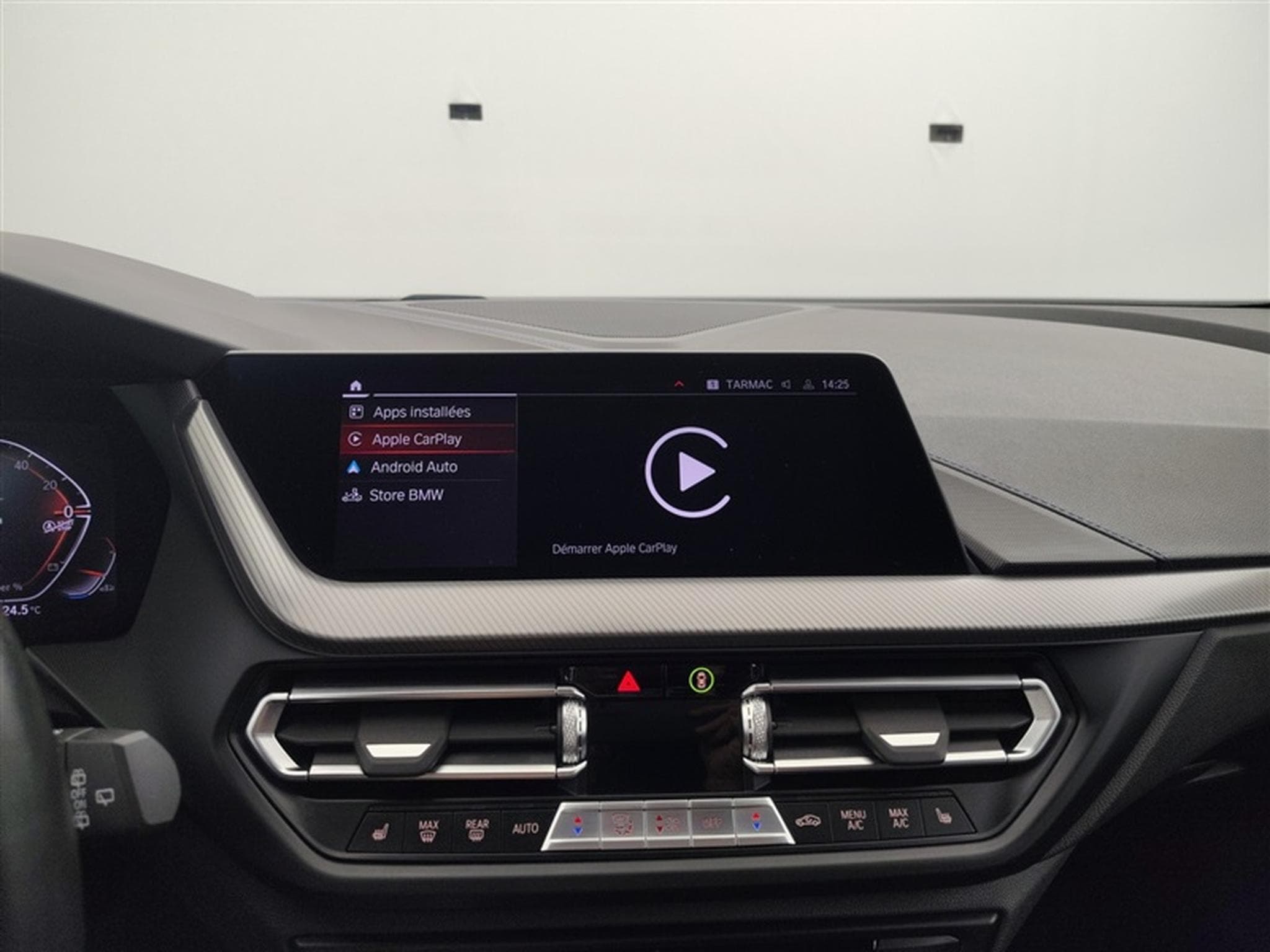 BMW 118 118iA Pack M NAVI / FULL LED / CUIR PARTIEL / CAMERA / JA18 (2023) - Photo 12