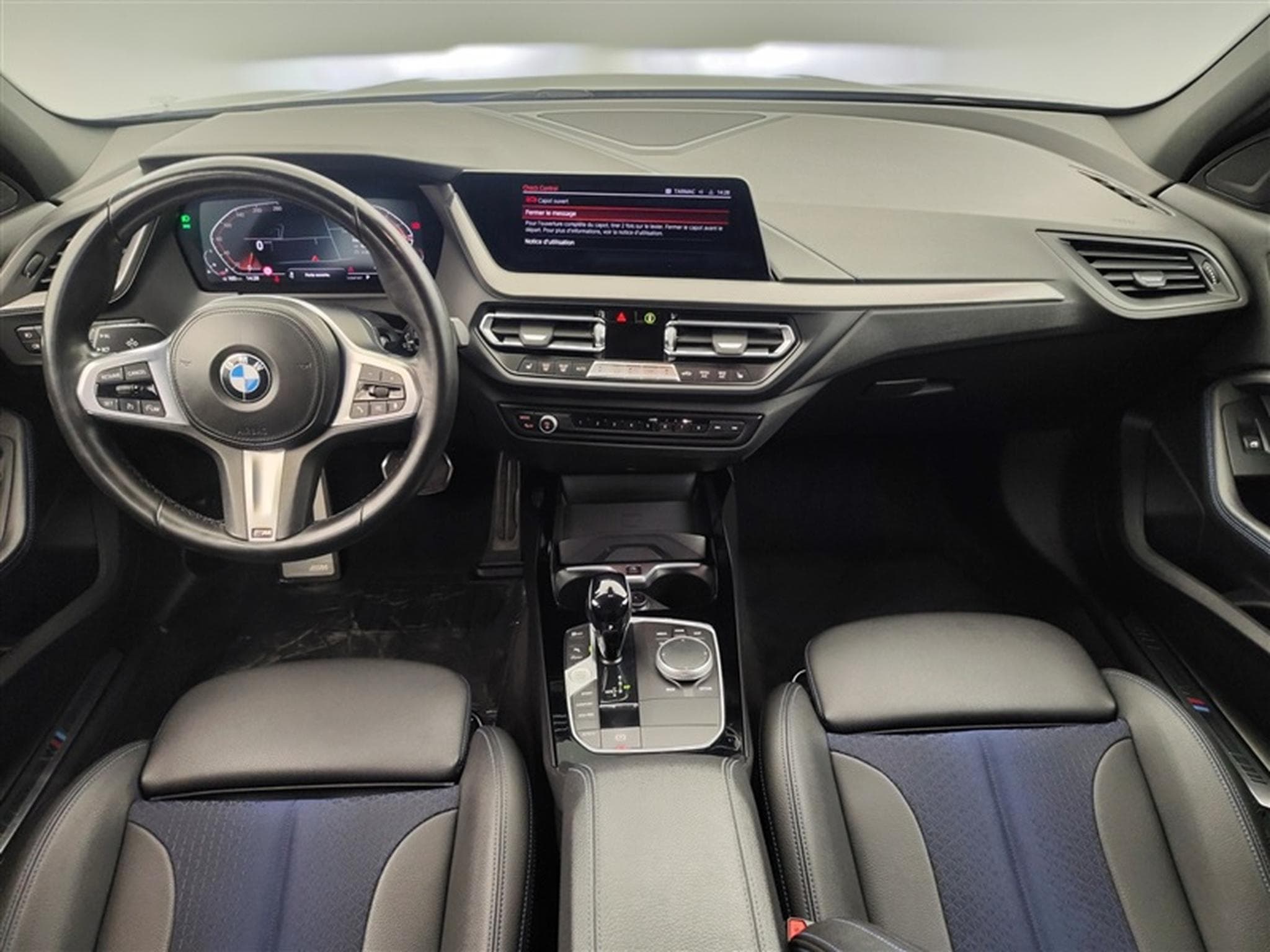 BMW 118 118iA Pack M NAVI / FULL LED / CUIR PARTIEL / CAMERA / JA18 (2023) - Photo 8