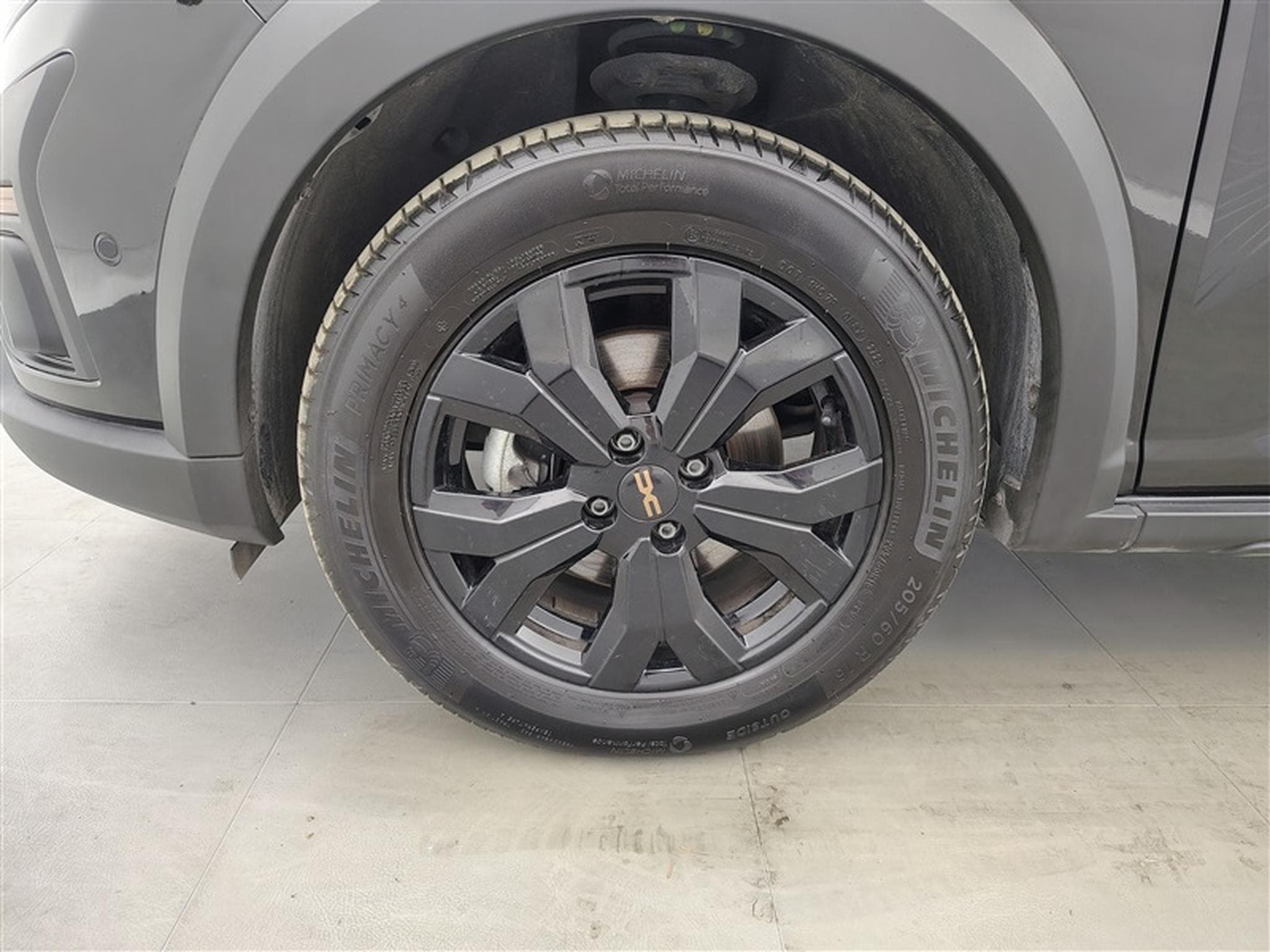 Dacia Jogger Hybrid 1.6 Extreme 7PL / NAVI / CARPLAY / CAMERA (2025) - Photo 6