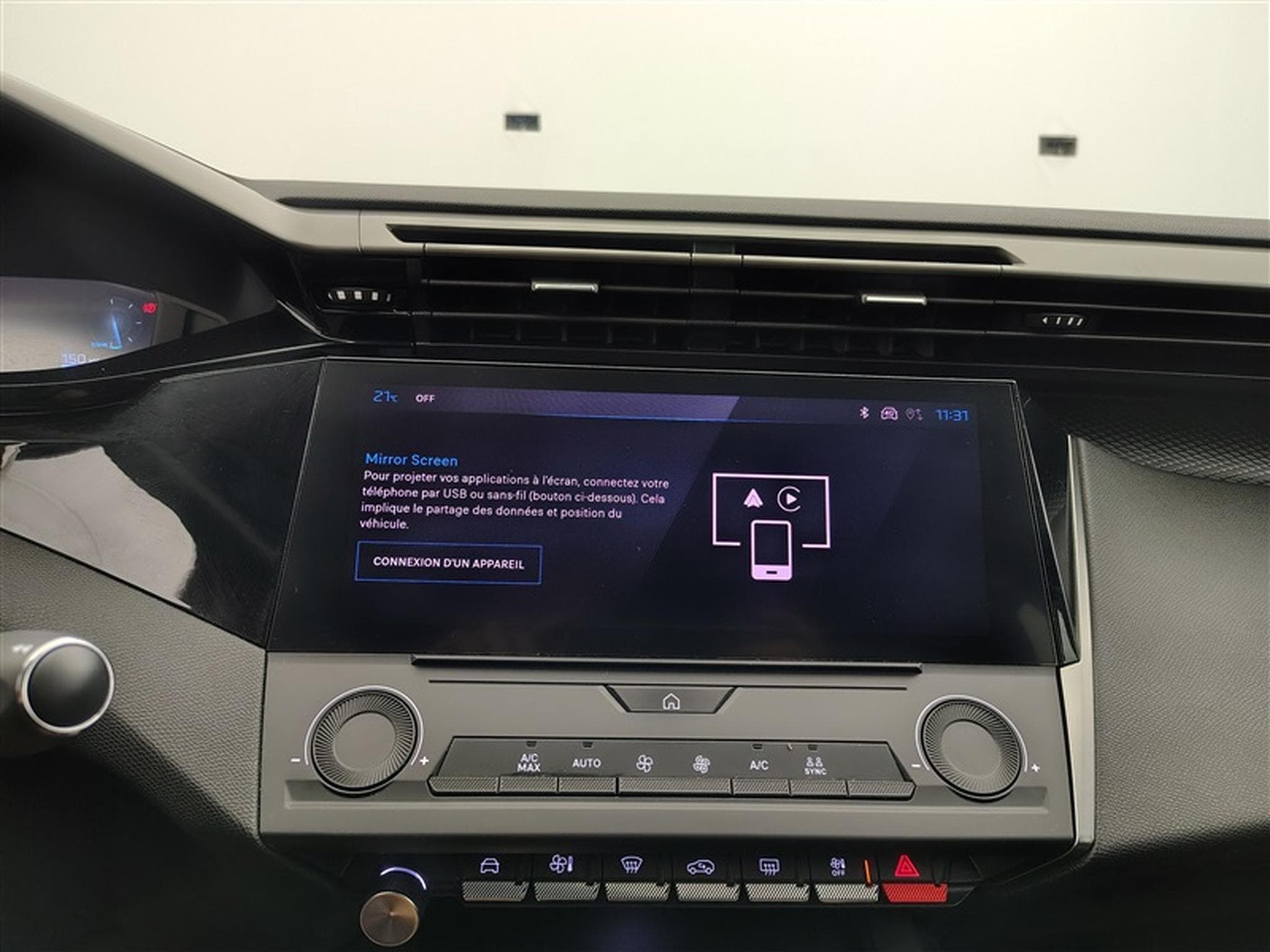 Peugeot 308 1.2 PureTech Active Pack NAVI /LED/PDC (2022) - Photo 21