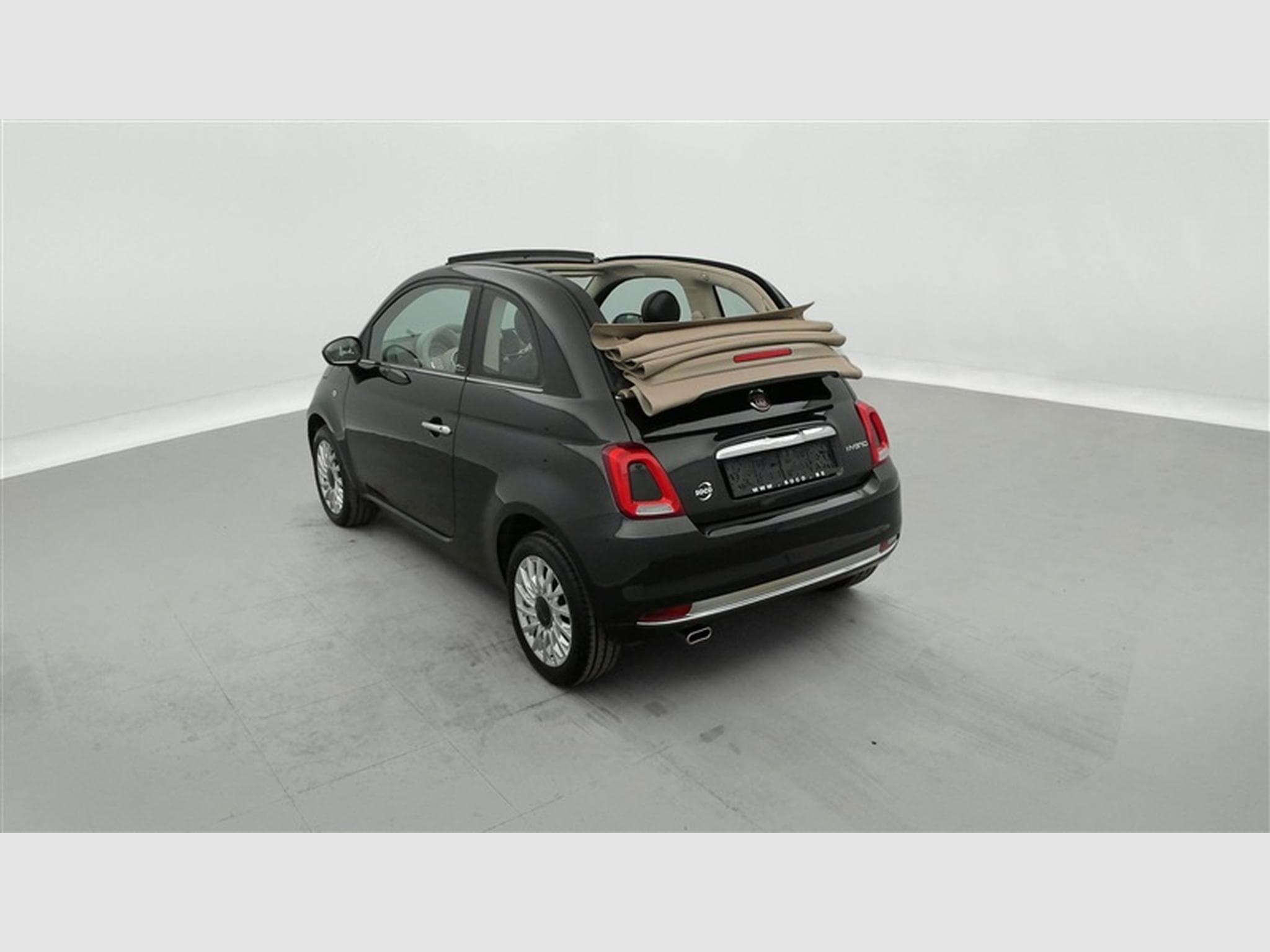 Fiat 500 1.0i MHEV Dolcevita (2022) - Photo 2