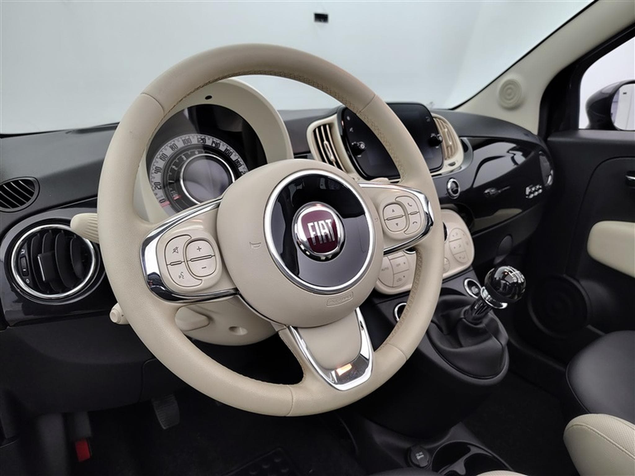 Fiat 500 1.0i MHEV Dolcevita (2022) - Photo 8