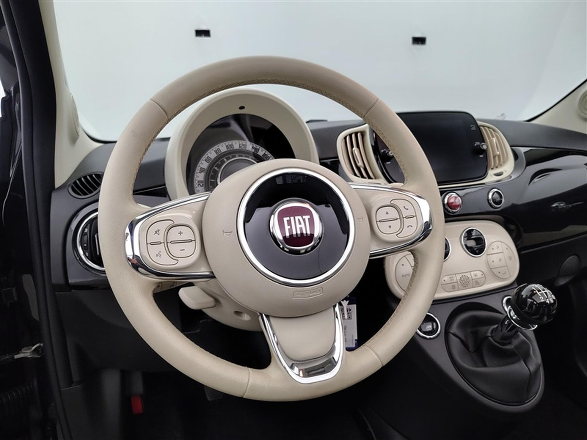 Fiat 500 1.0i MHEV Dolcevita (2022) - Photo 9