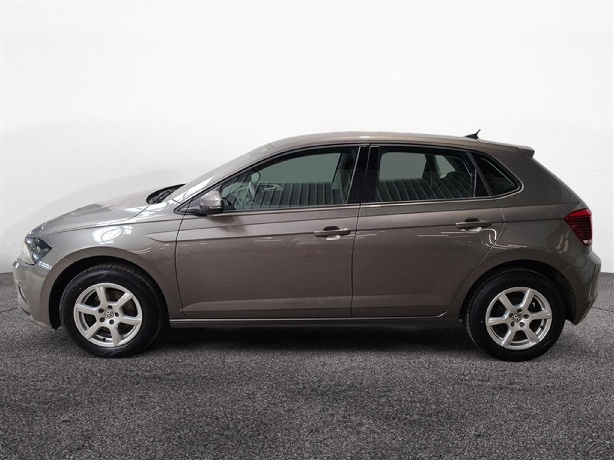 VW Polo 1.6 TDi  Comfortline (2020) - Photo 3