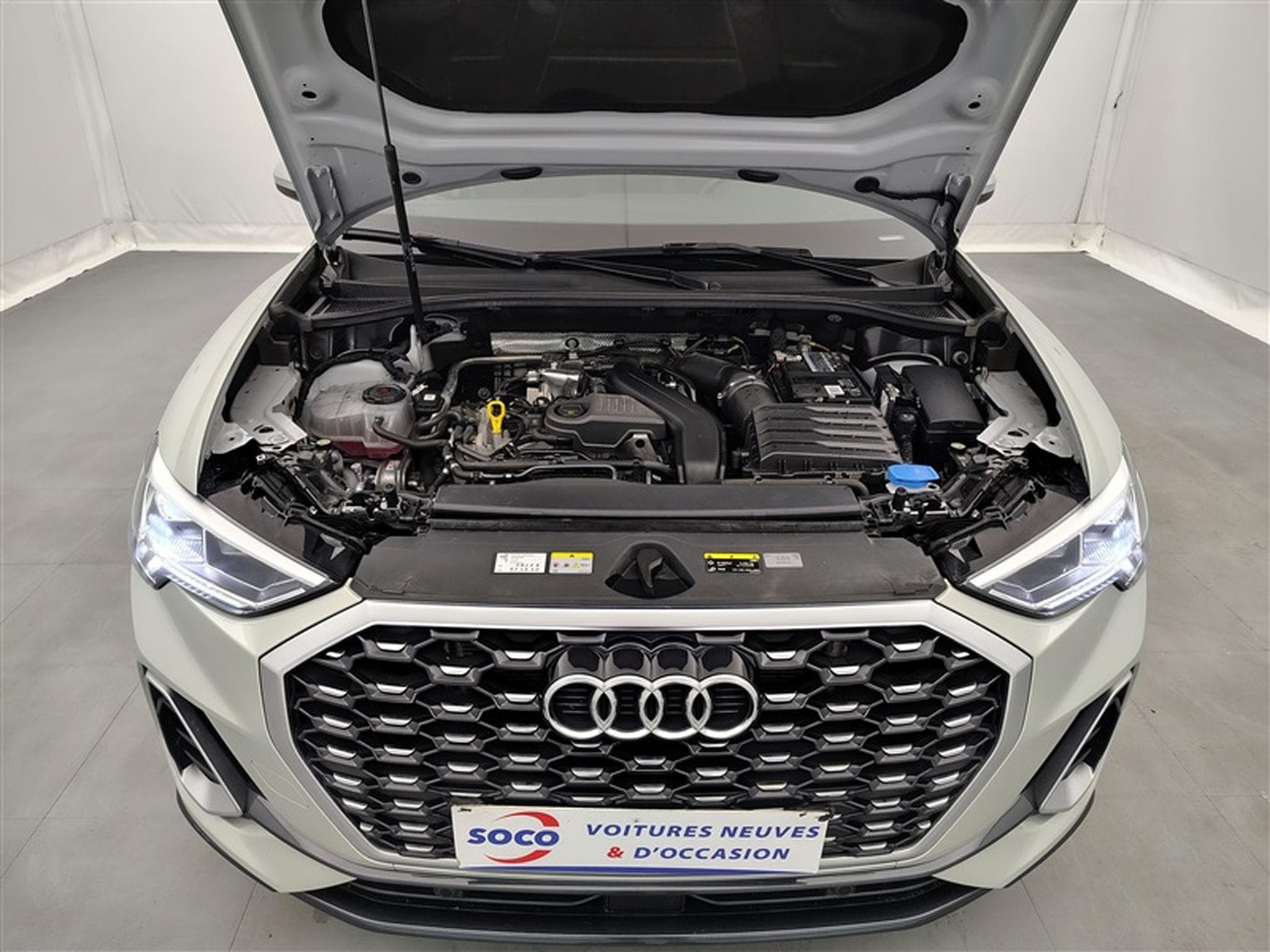 Audi Q3 Sportback 35 TFSI S line (2023) - Photo 19